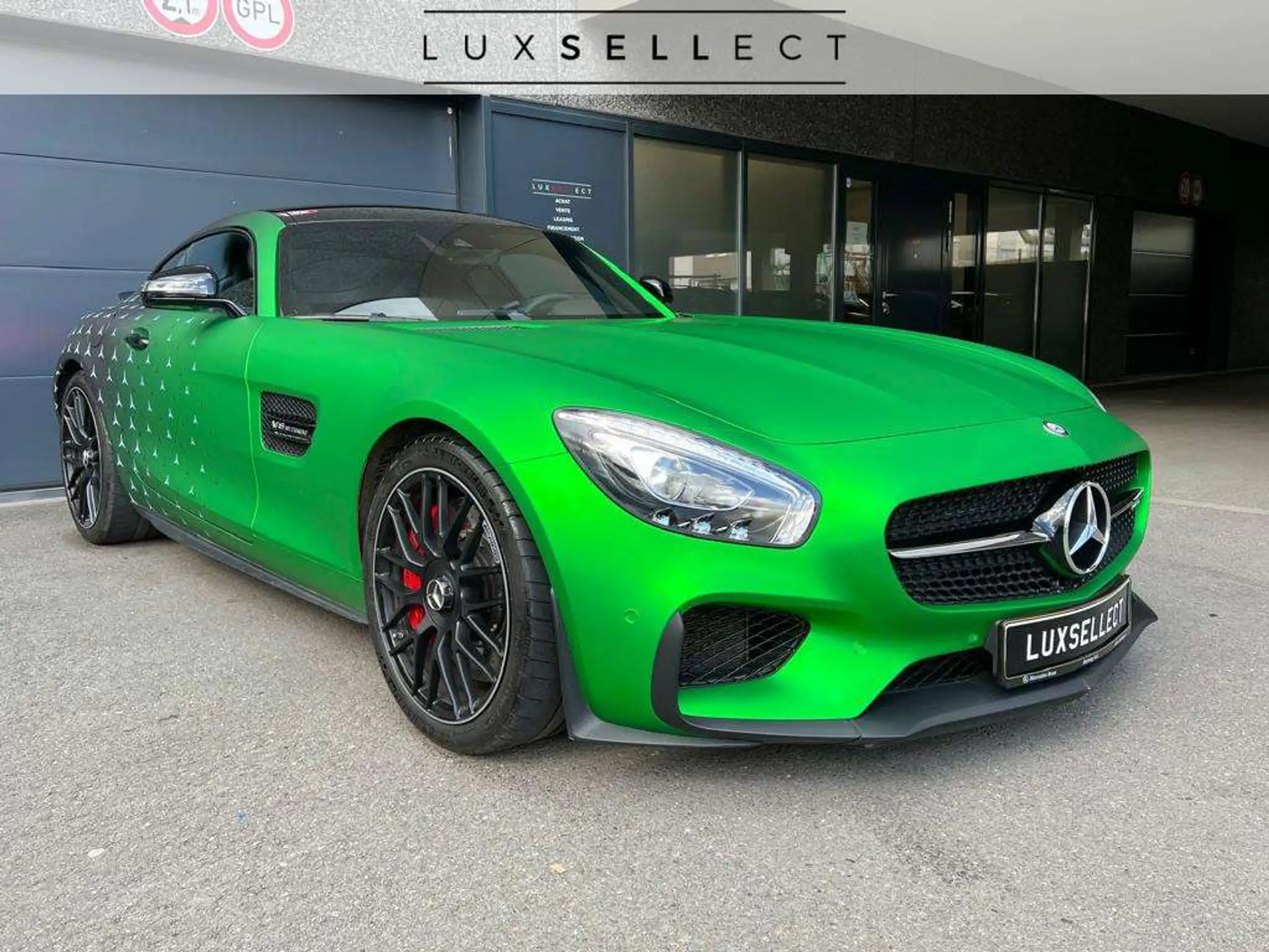 Mercedes-Benz - AMG GT