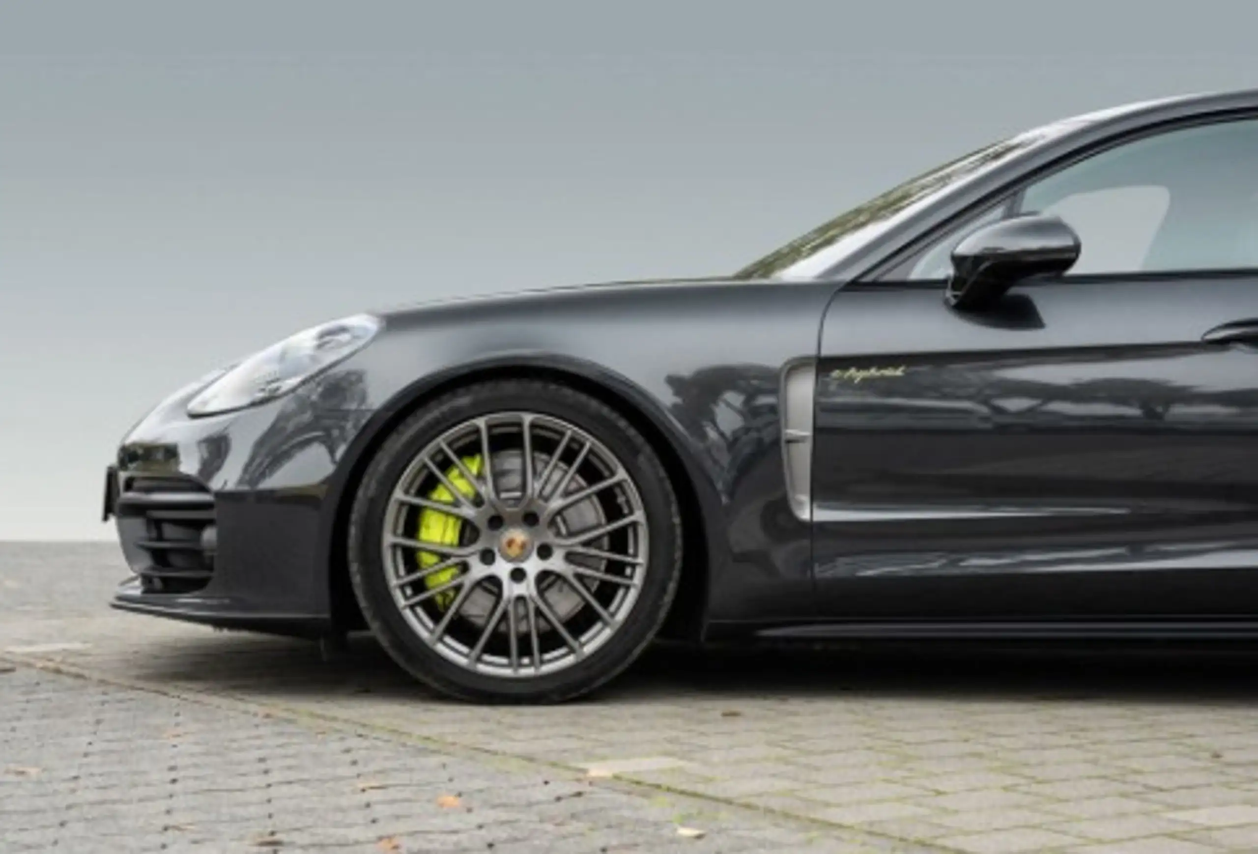 Porsche - Panamera