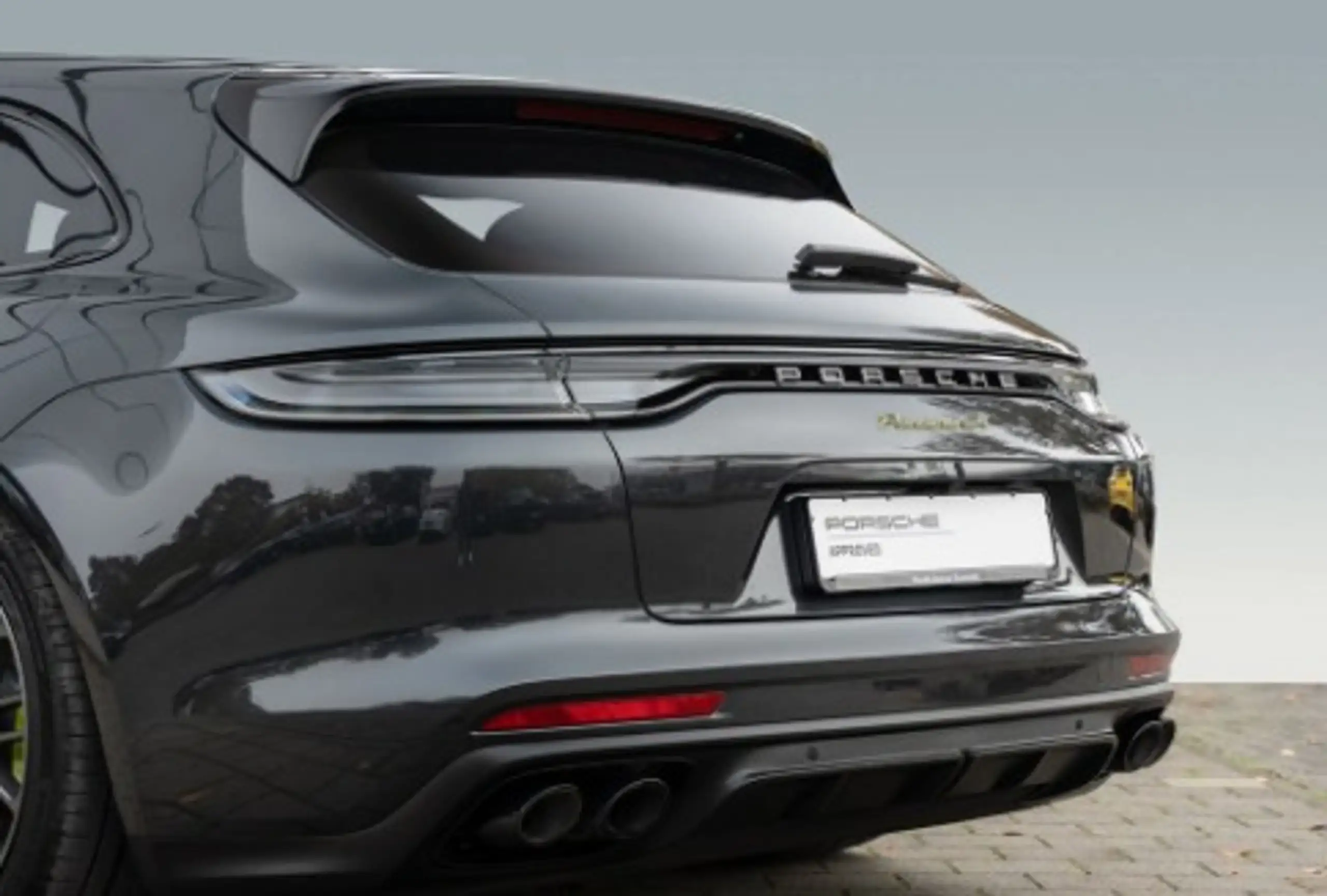 Porsche - Panamera