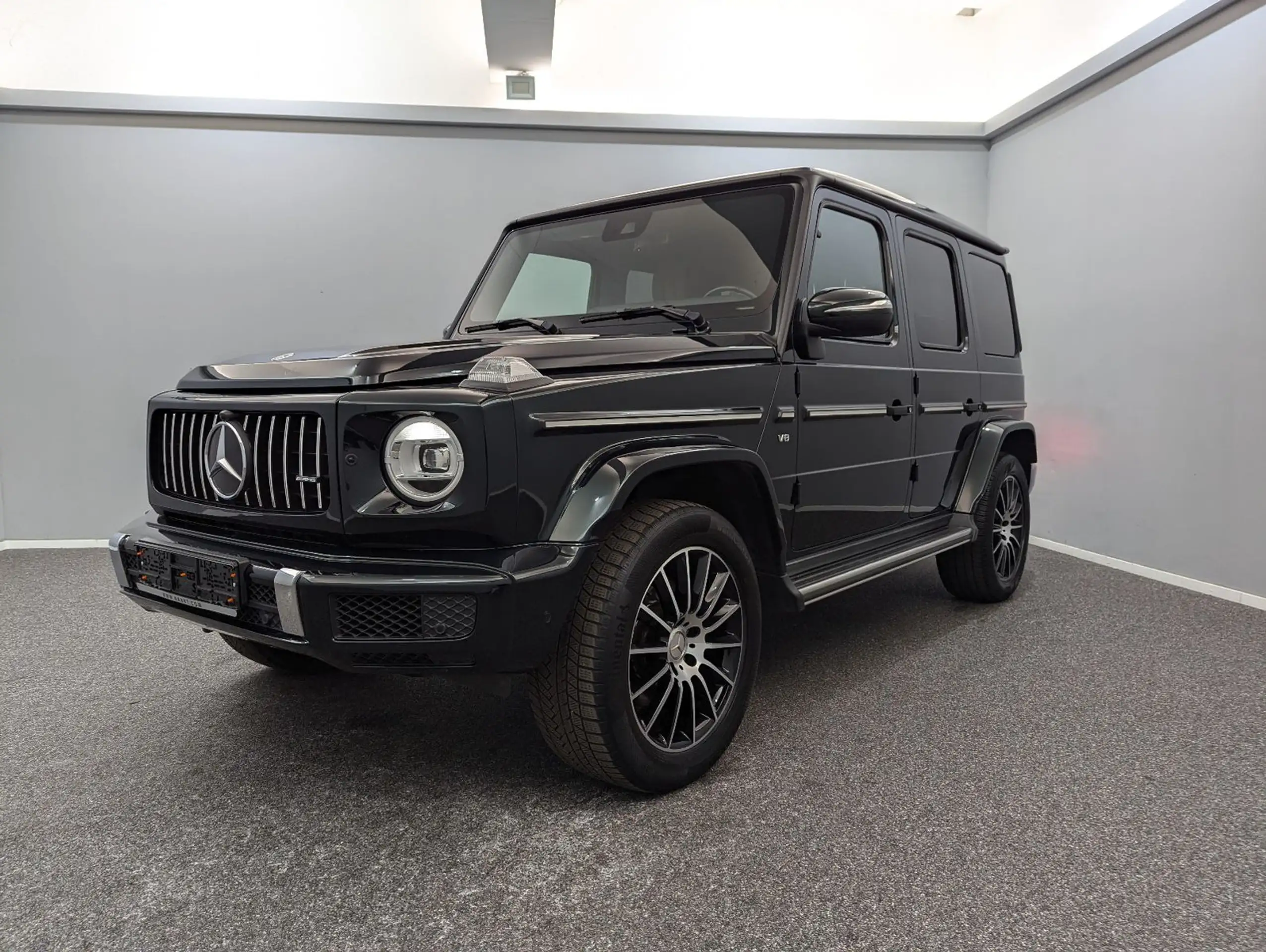 Mercedes-Benz - G 500