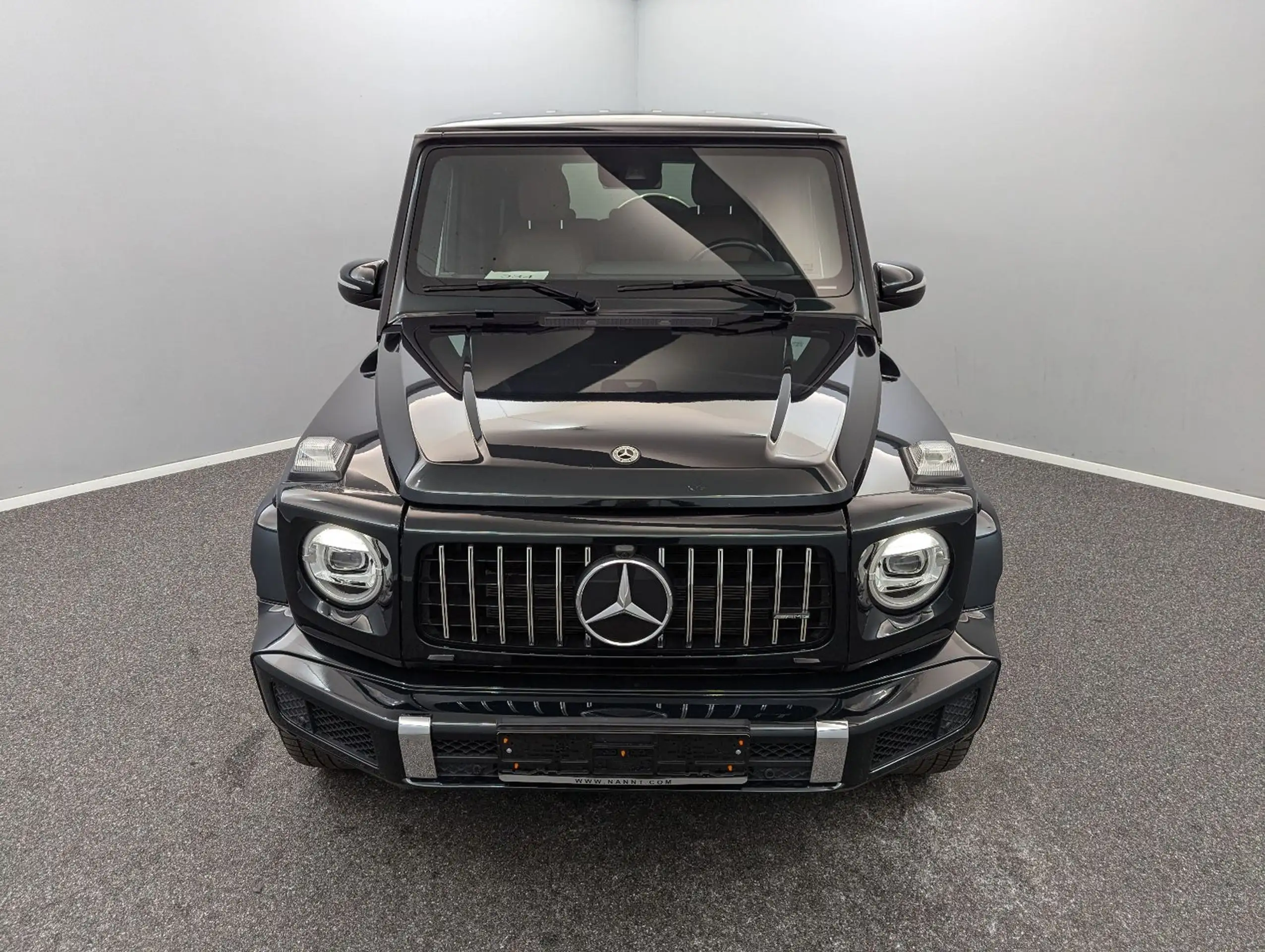 Mercedes-Benz - G 500