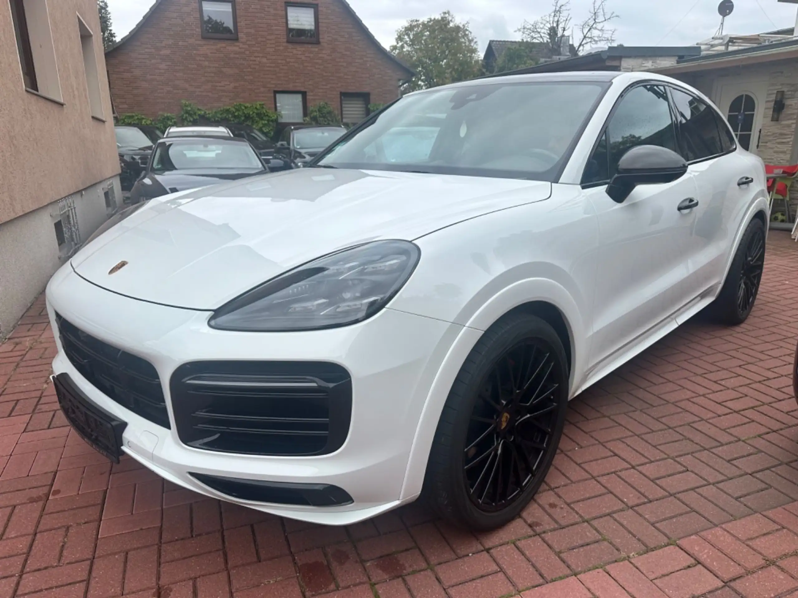 Porsche Cayenne 2021