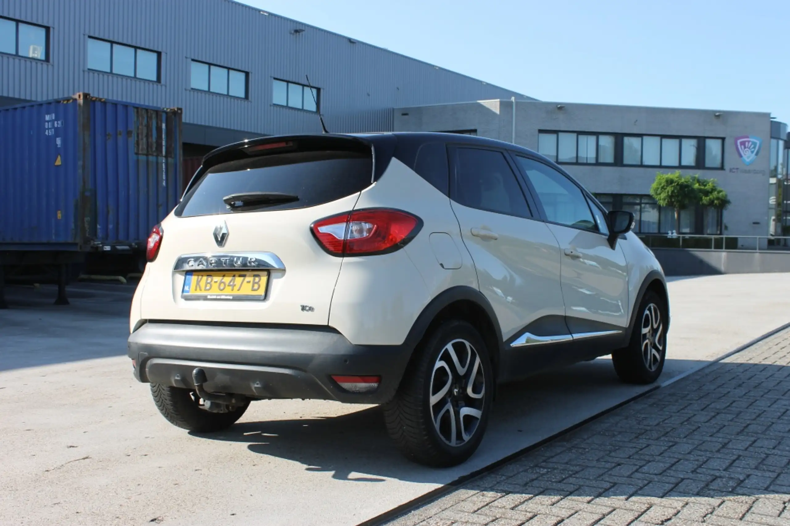 Renault - Captur