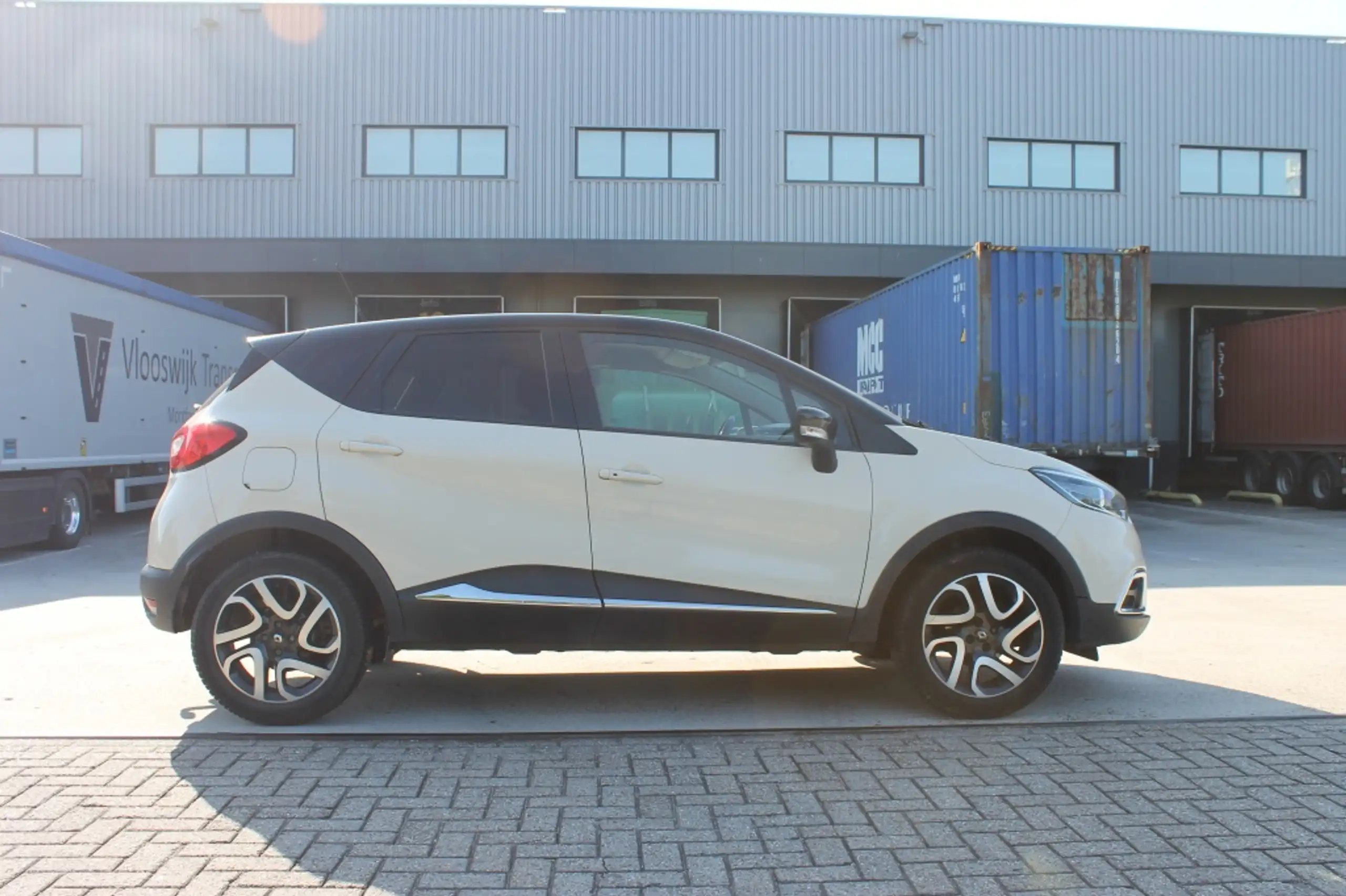 Renault - Captur