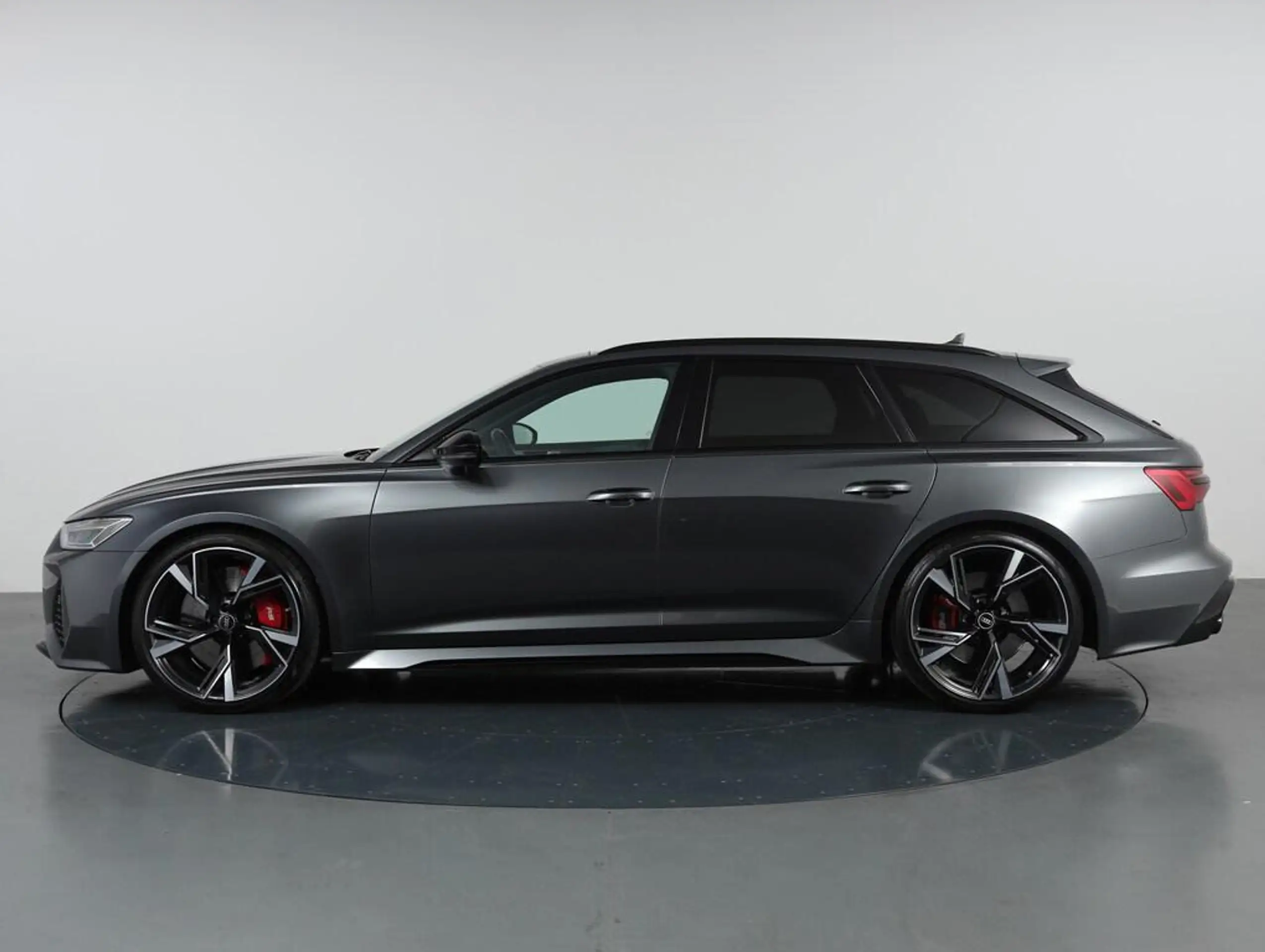 Audi - RS6