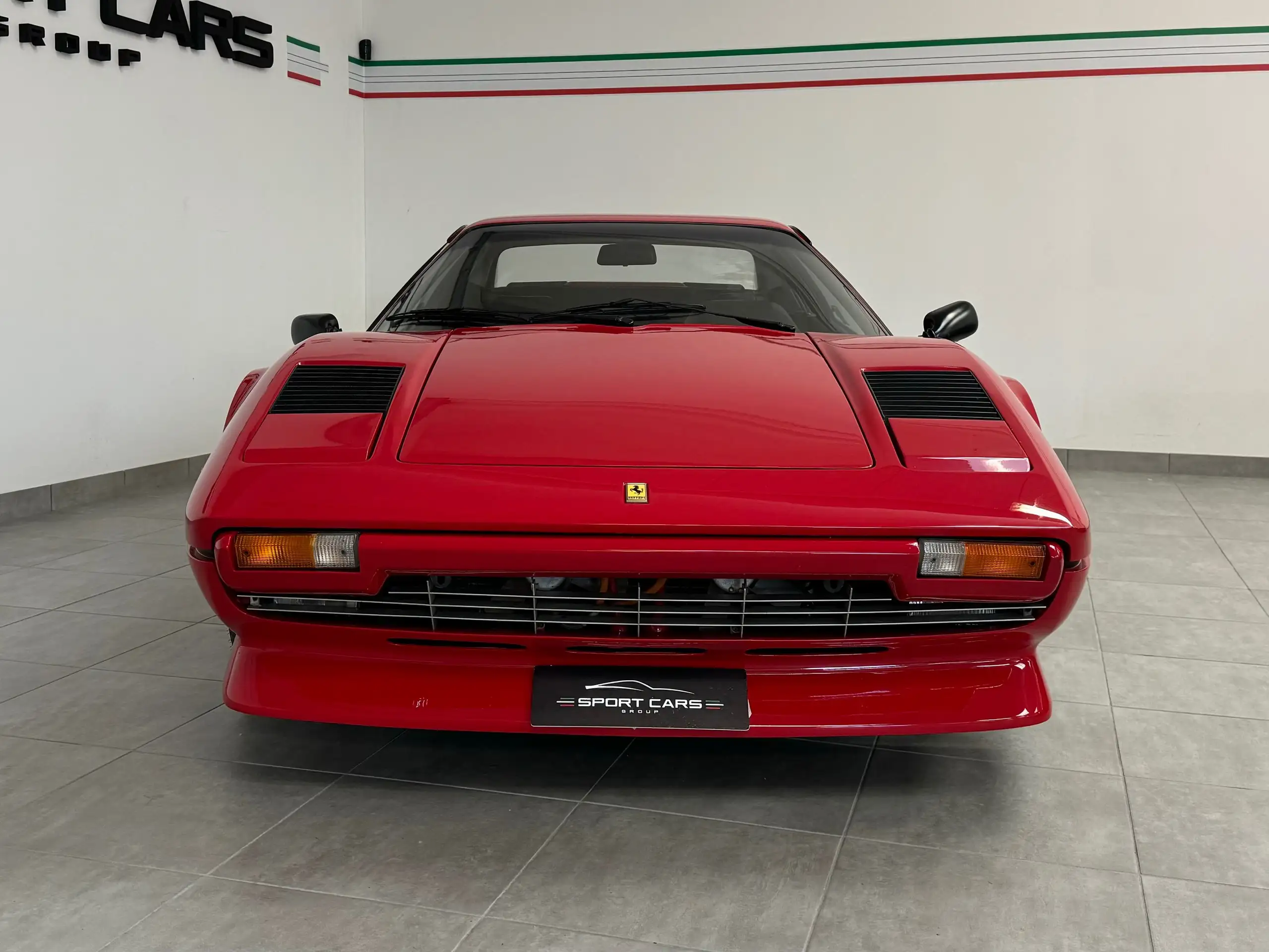 Ferrari - 208