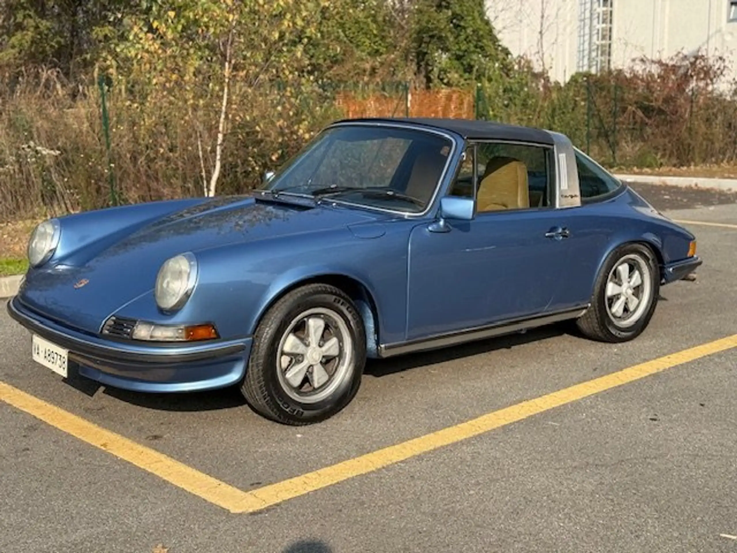 Porsche - 911