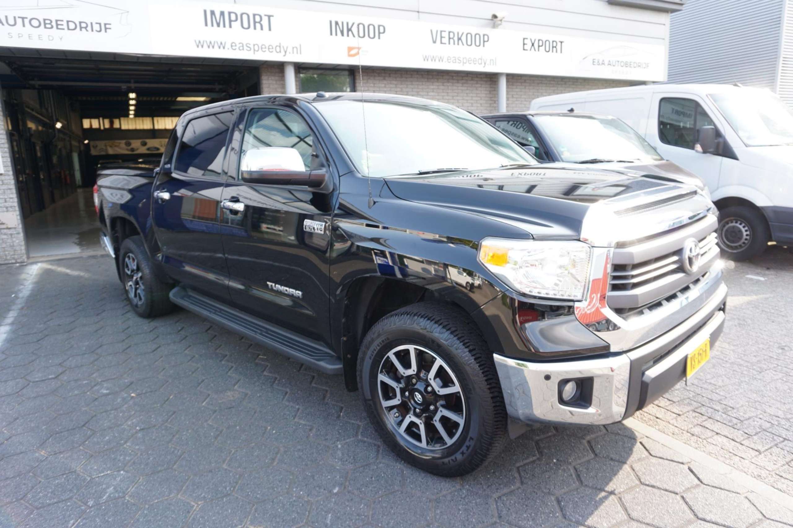 Toyota - Tundra