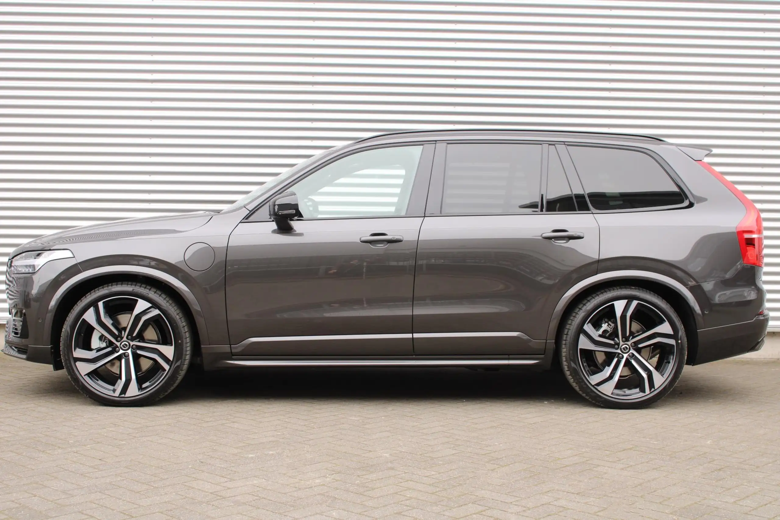 Volvo - XC90