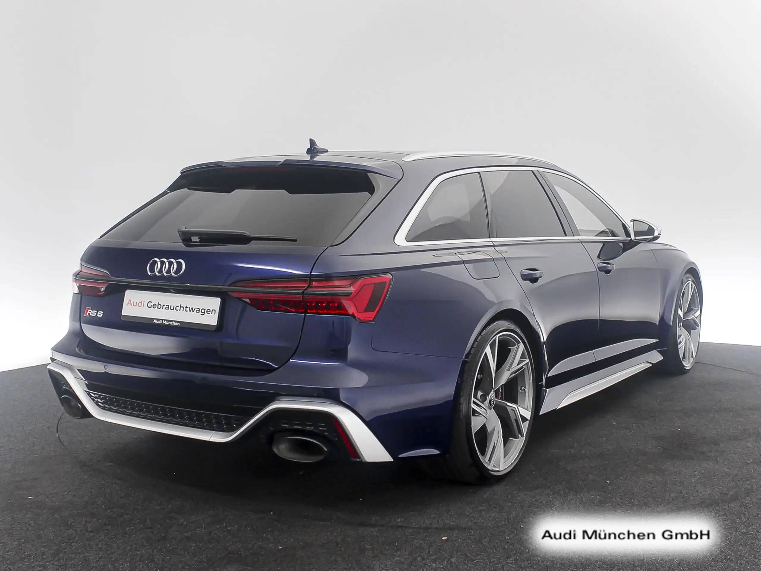 Audi - RS6