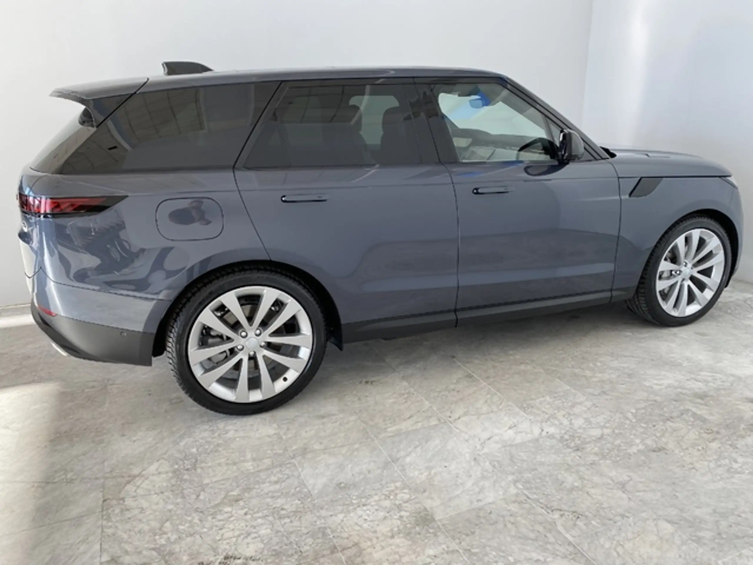 Land Rover - Range Rover Sport