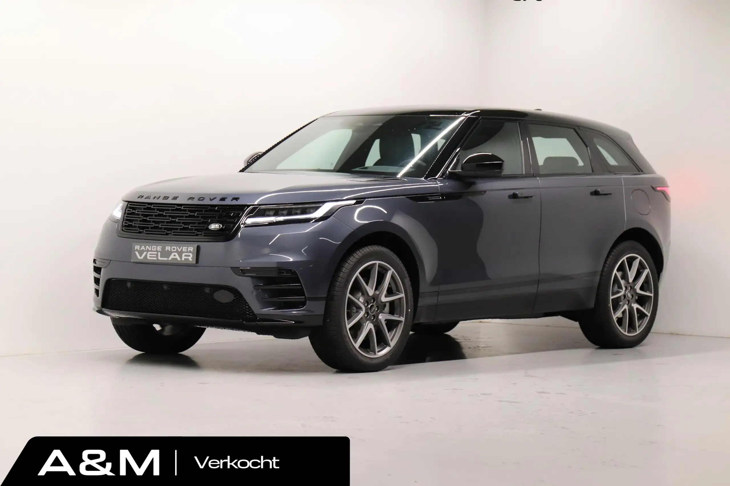 Land Rover - Range Rover Velar