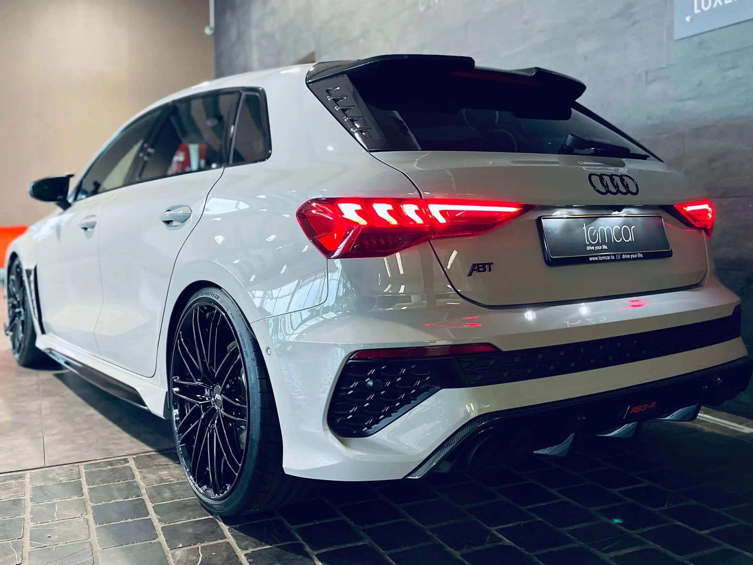 Audi - RS3