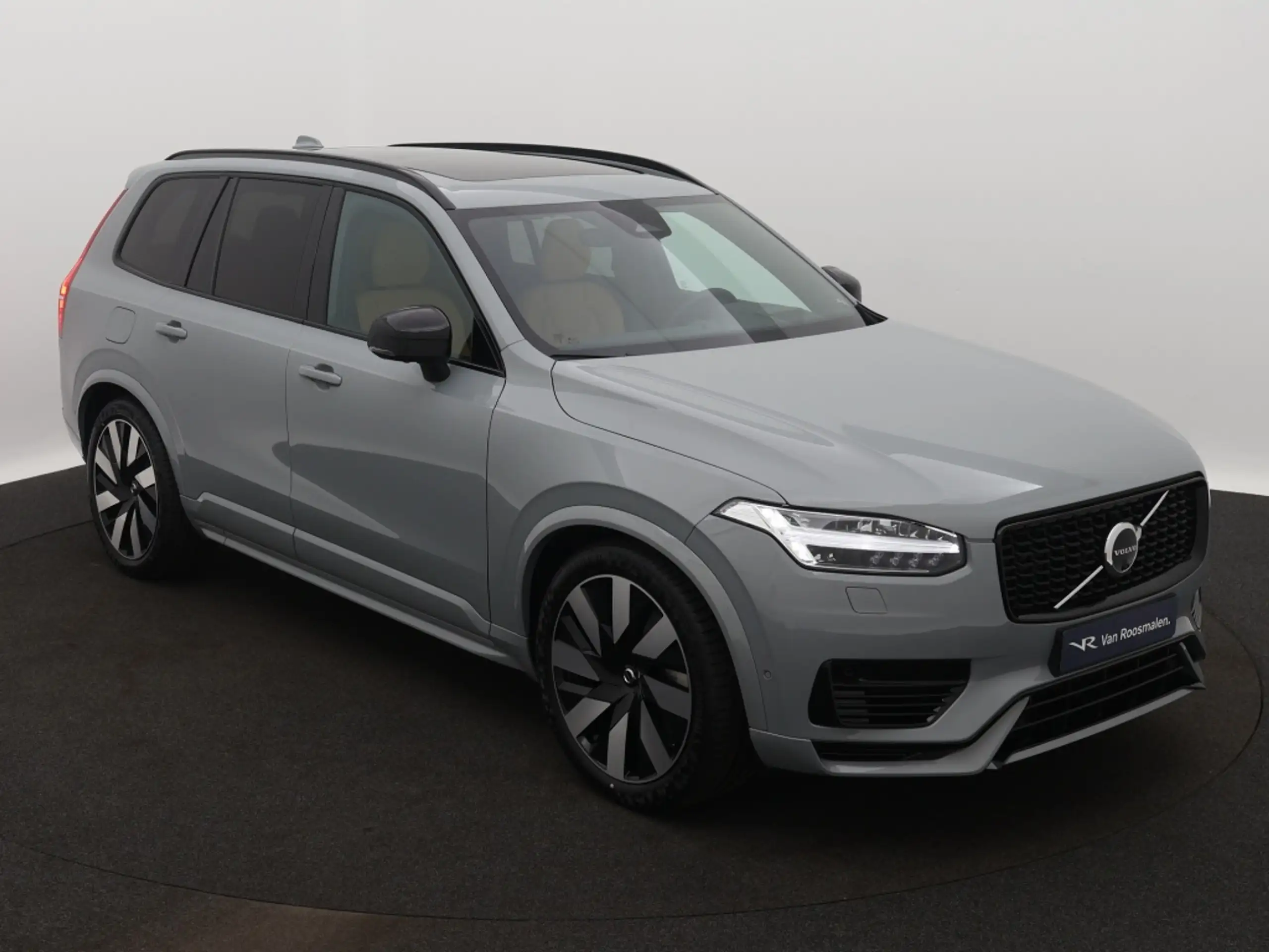 Volvo - XC90