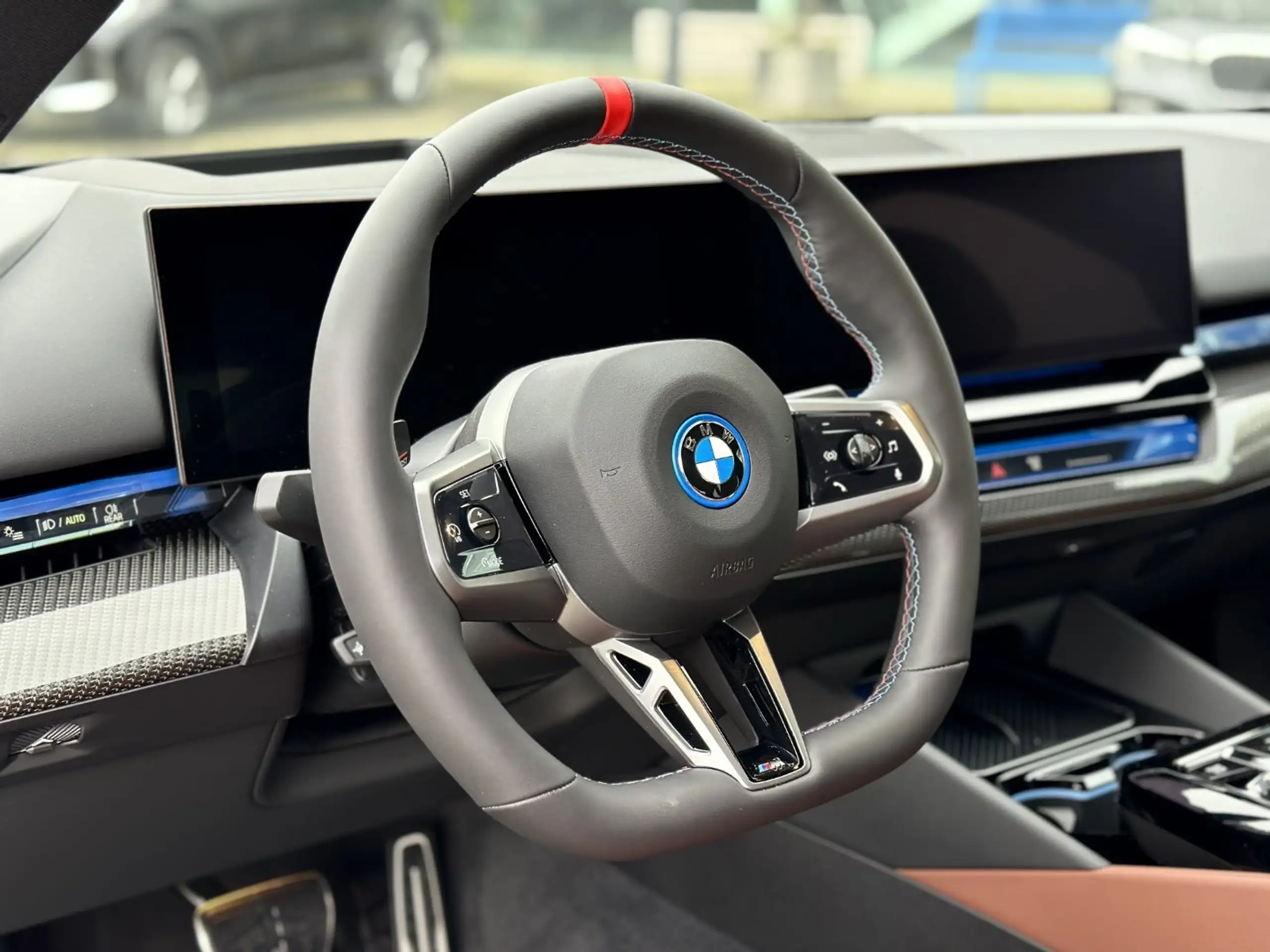 BMW - i5