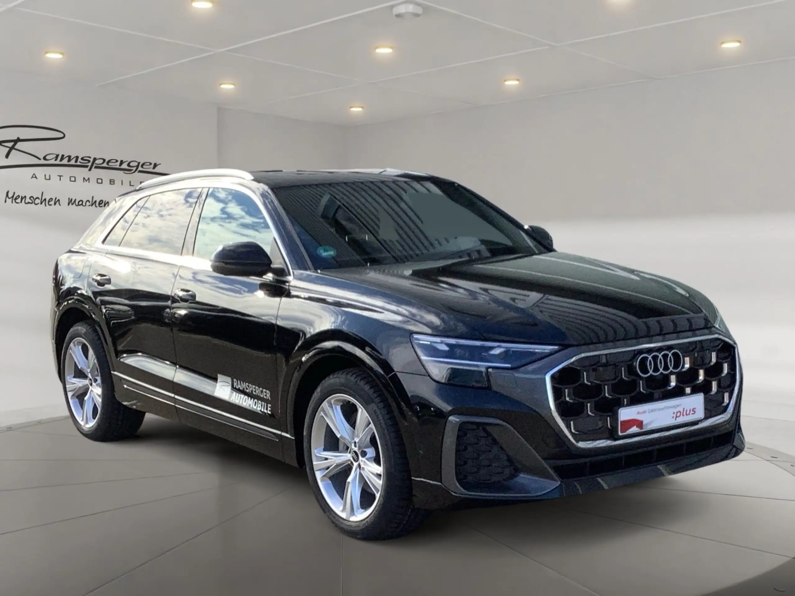 Audi - Q8