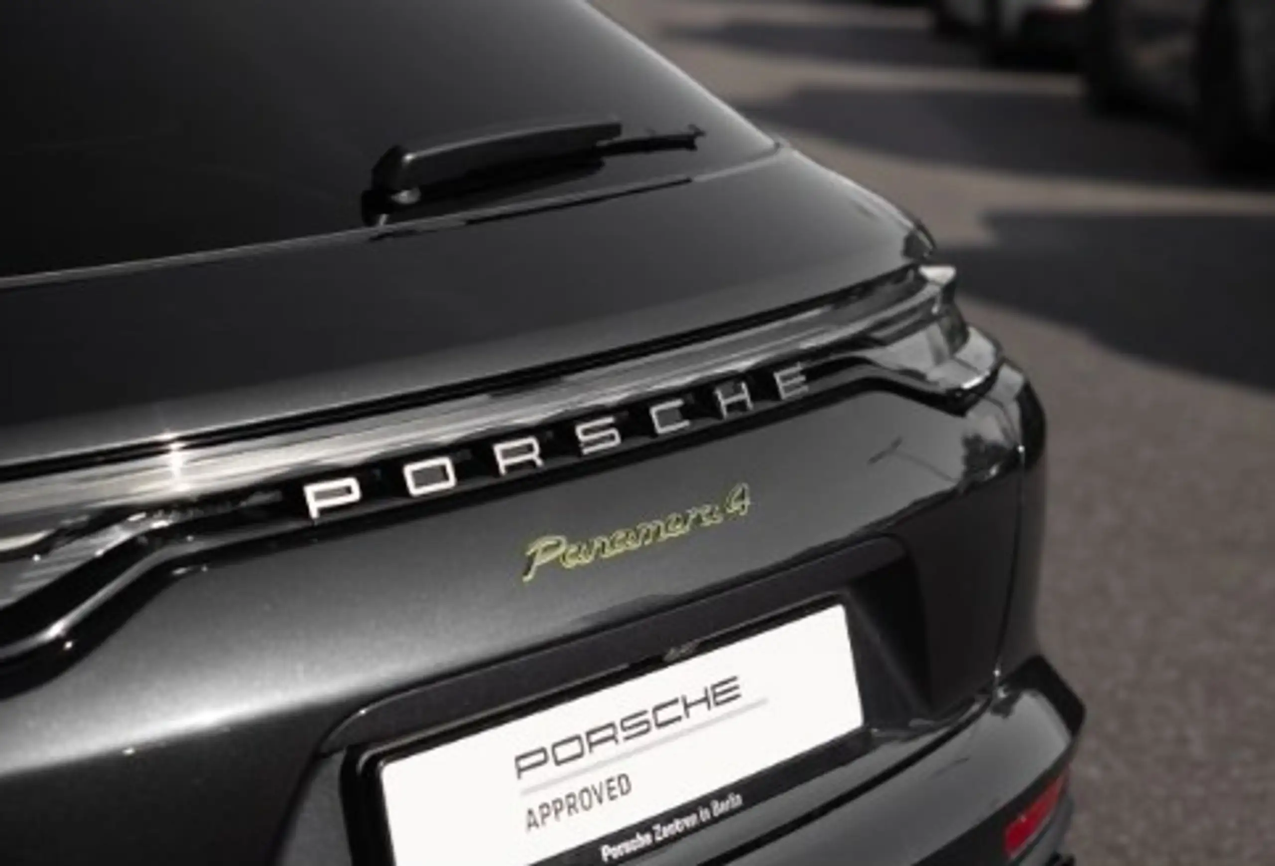 Porsche - Panamera