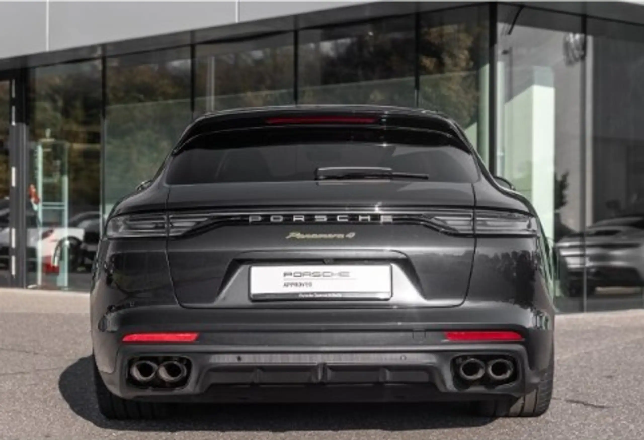 Porsche - Panamera