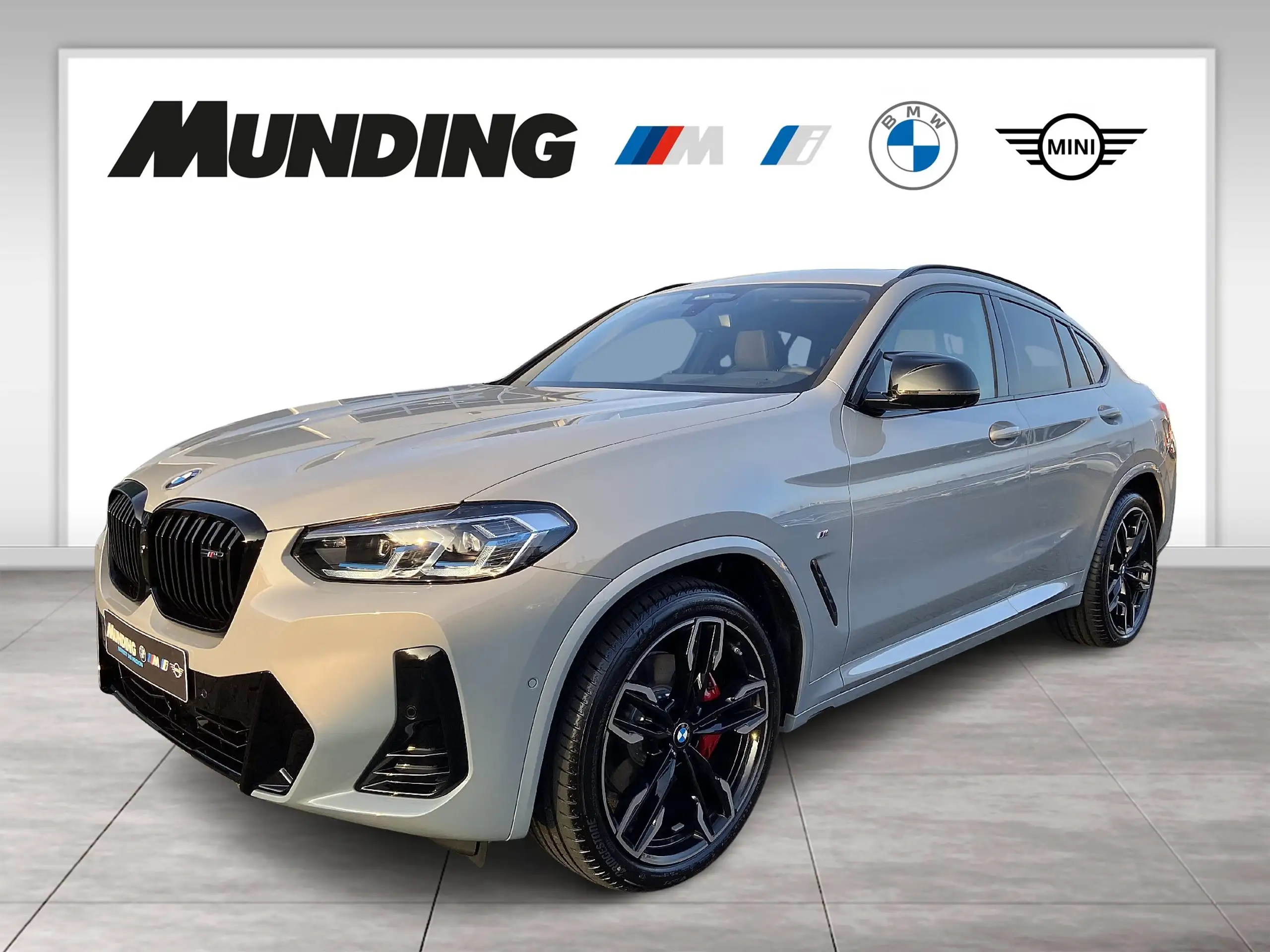 BMW - X4 M