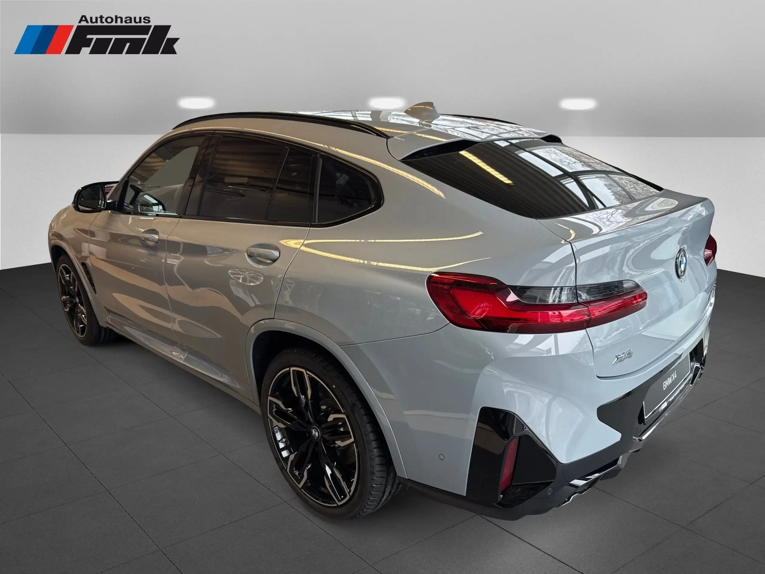 BMW - X4 M