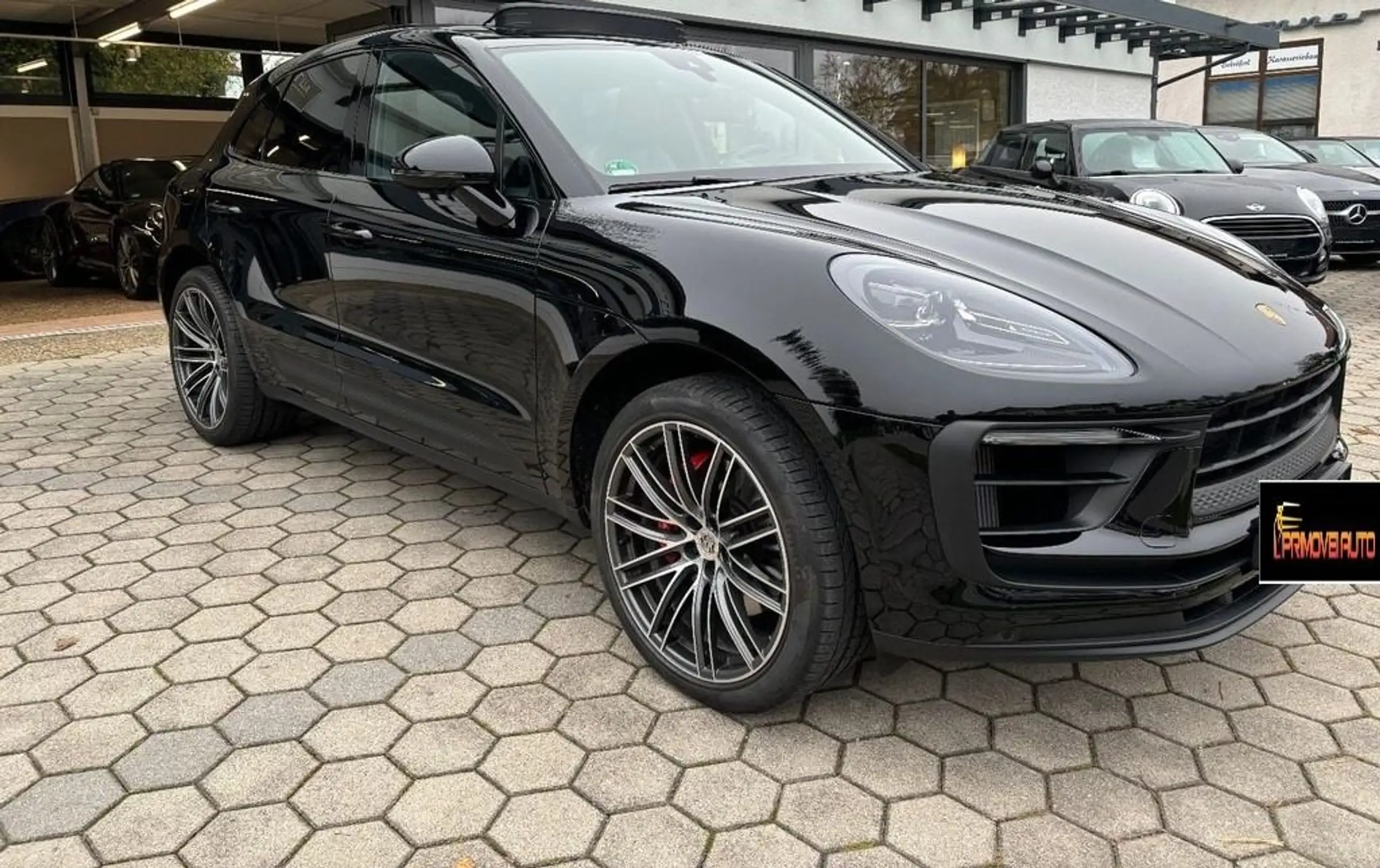 Porsche - Macan