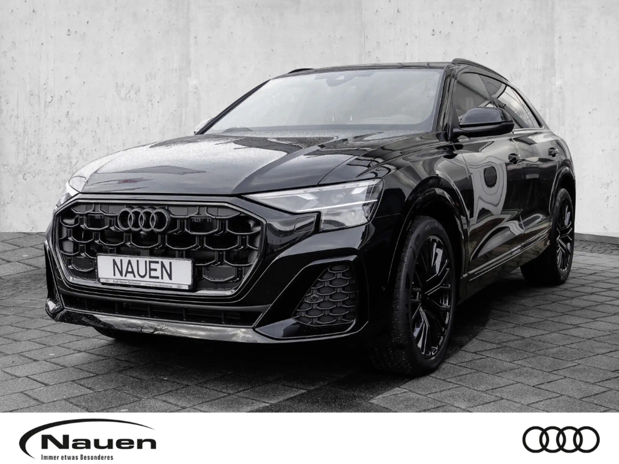 Audi - Q8