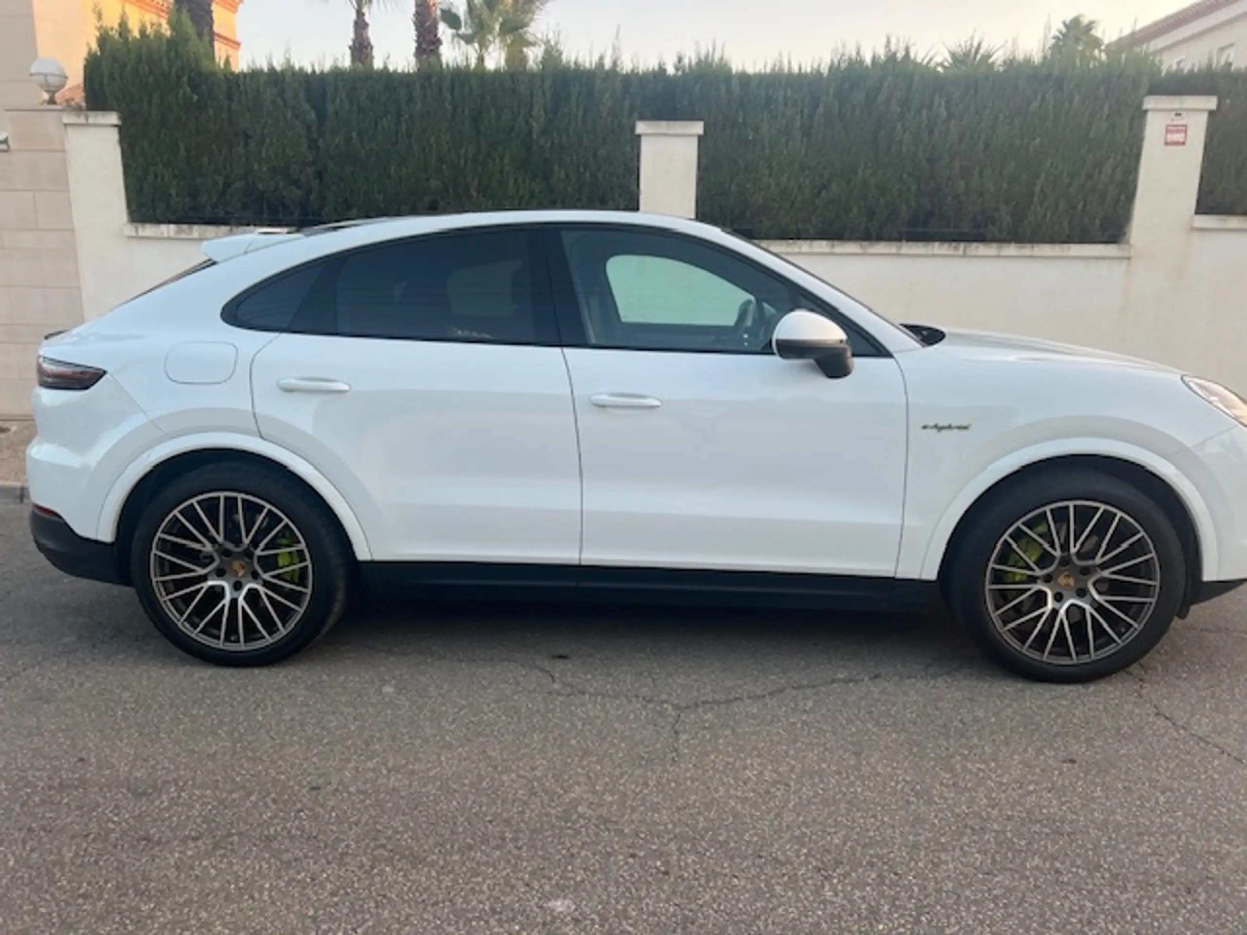 Porsche - Cayenne