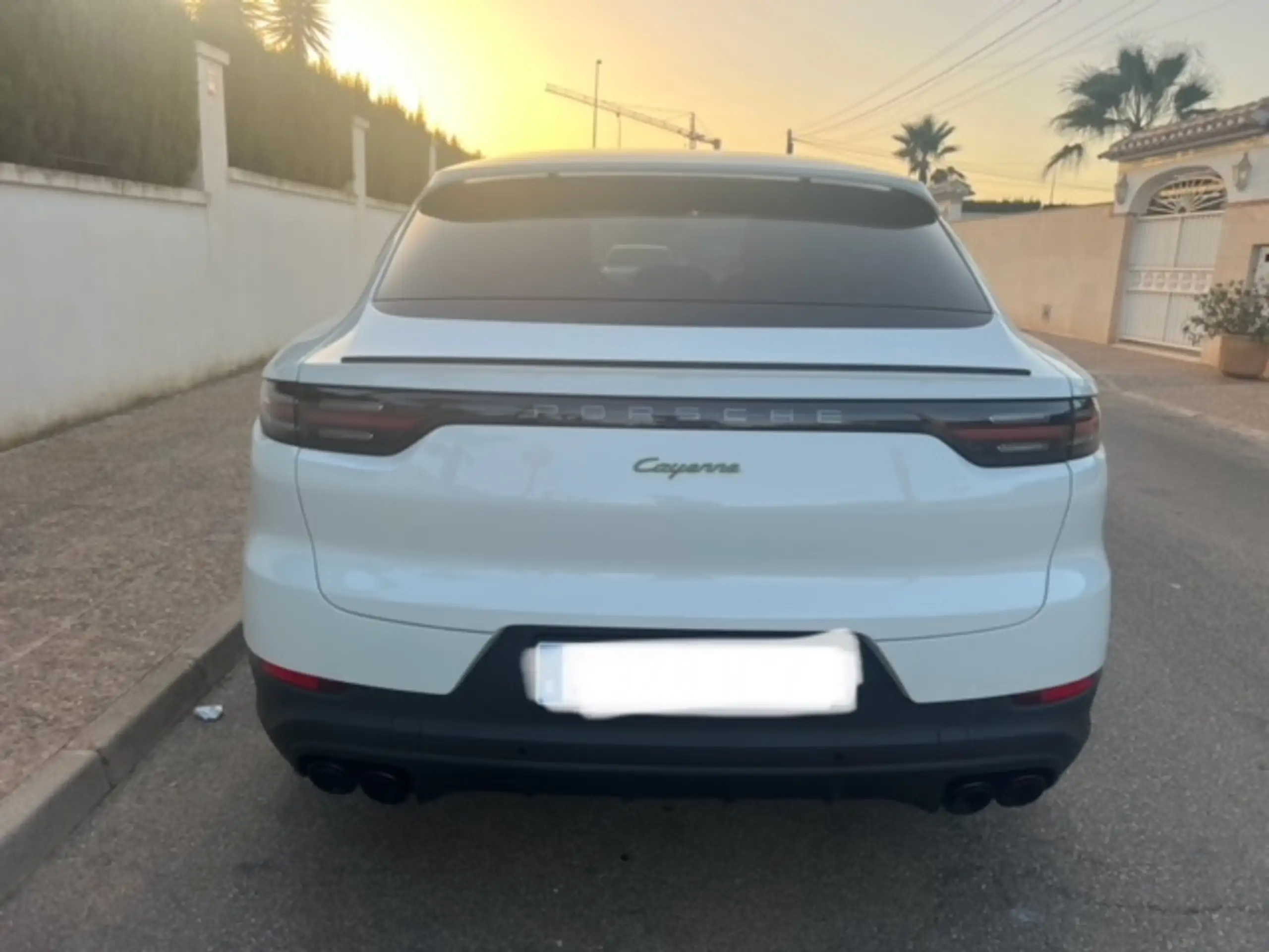 Porsche - Cayenne