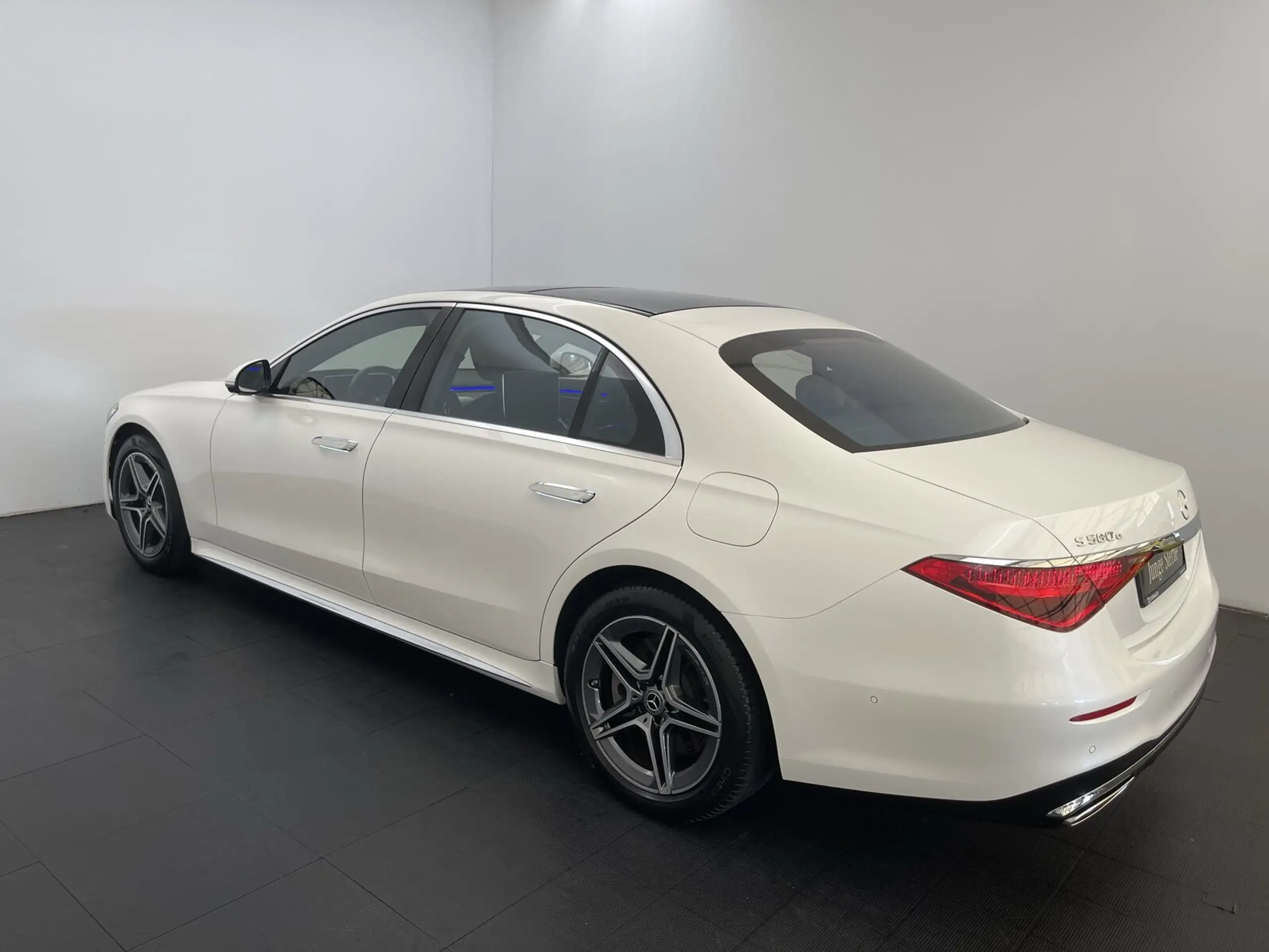 Mercedes-Benz - S 580