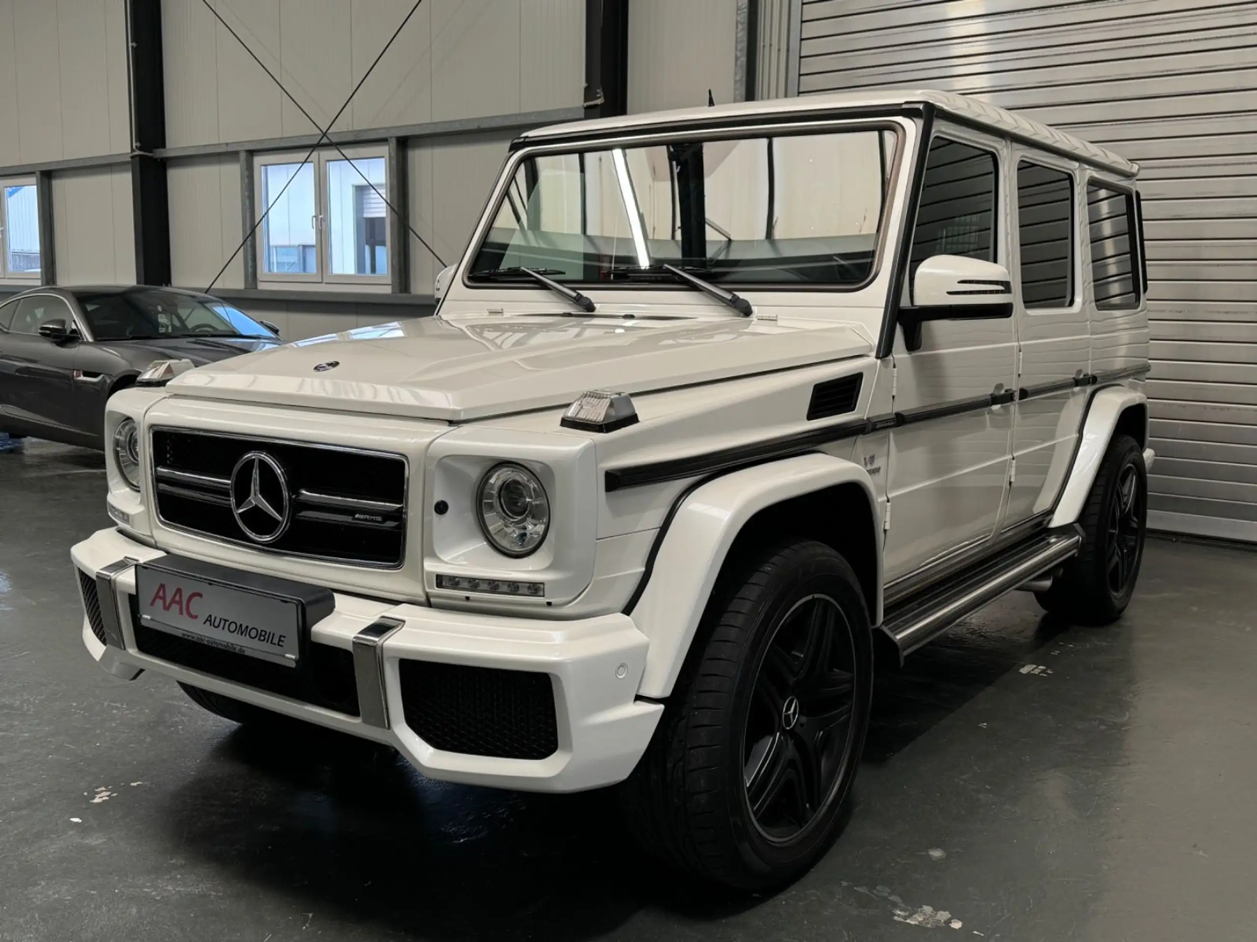 Mercedes-Benz - G 63 AMG