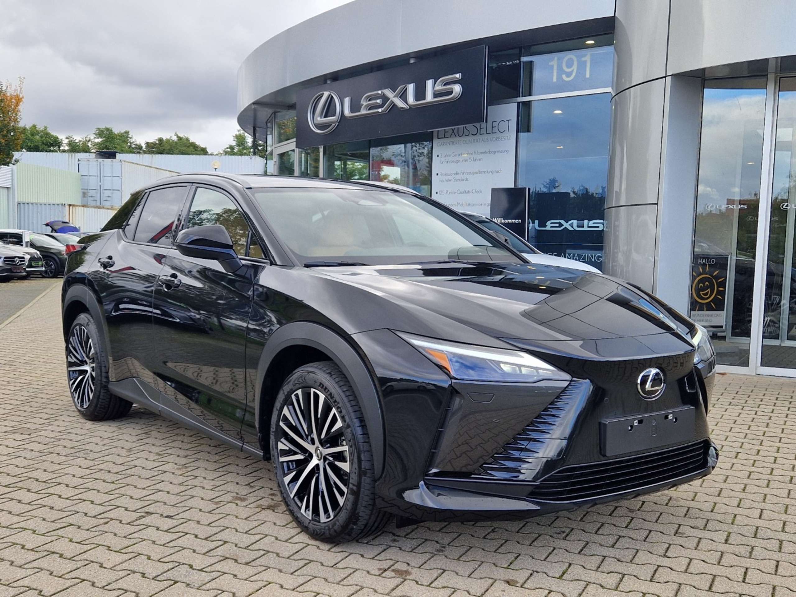 Lexus RZ 2024