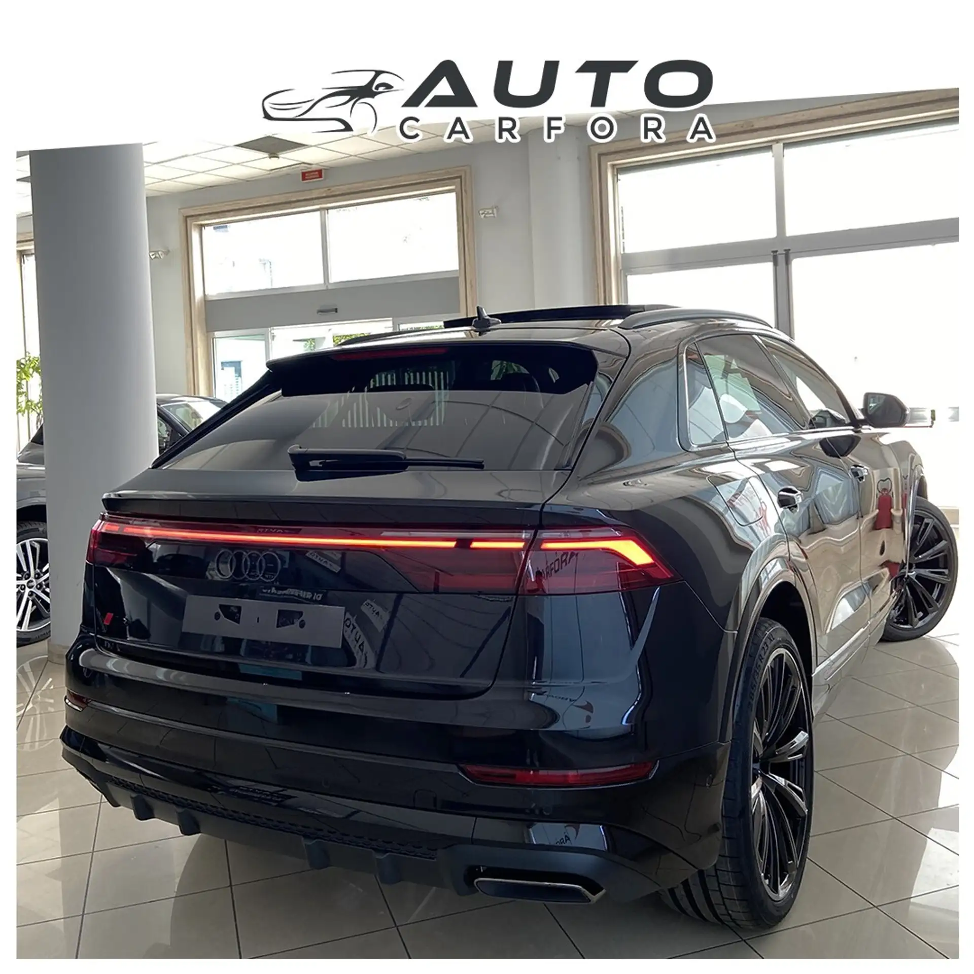 Audi - Q8