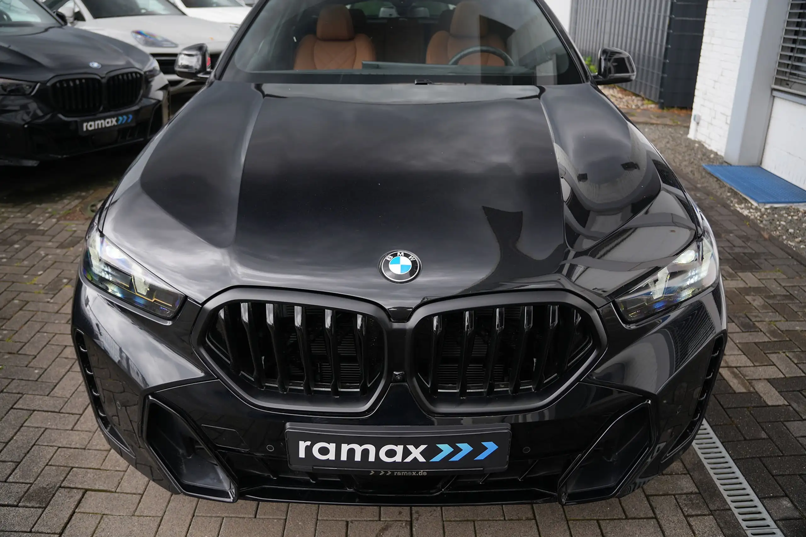 BMW - X6