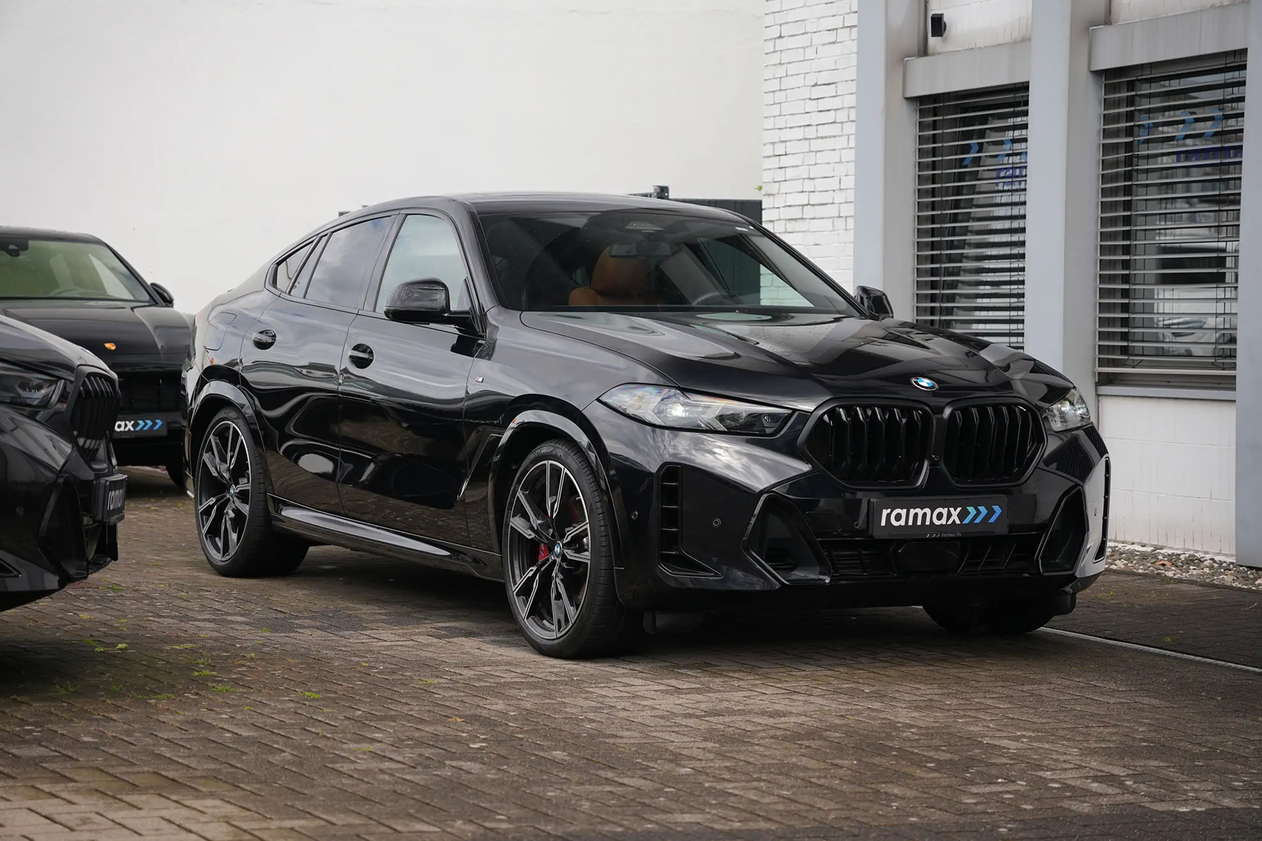 BMW - X6