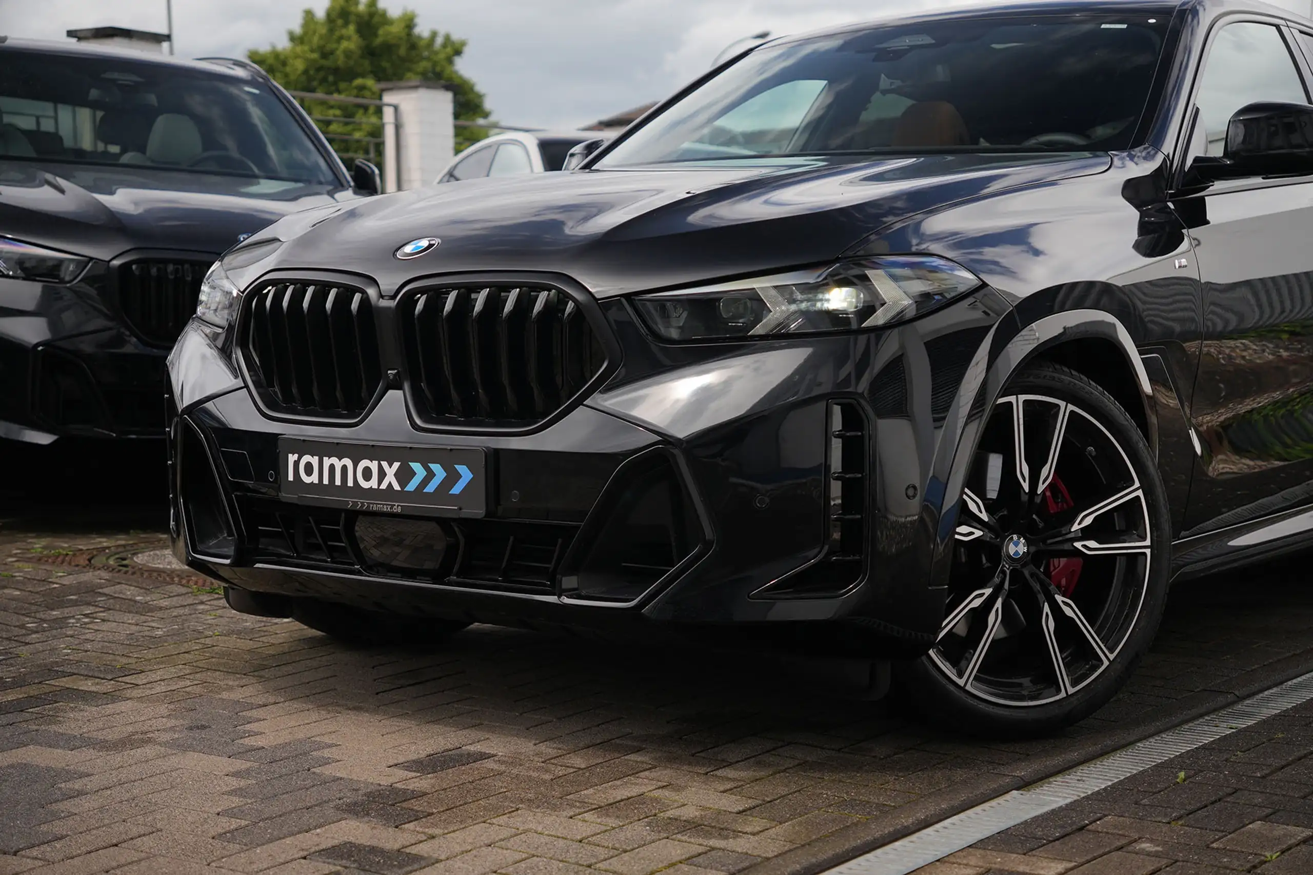 BMW - X6