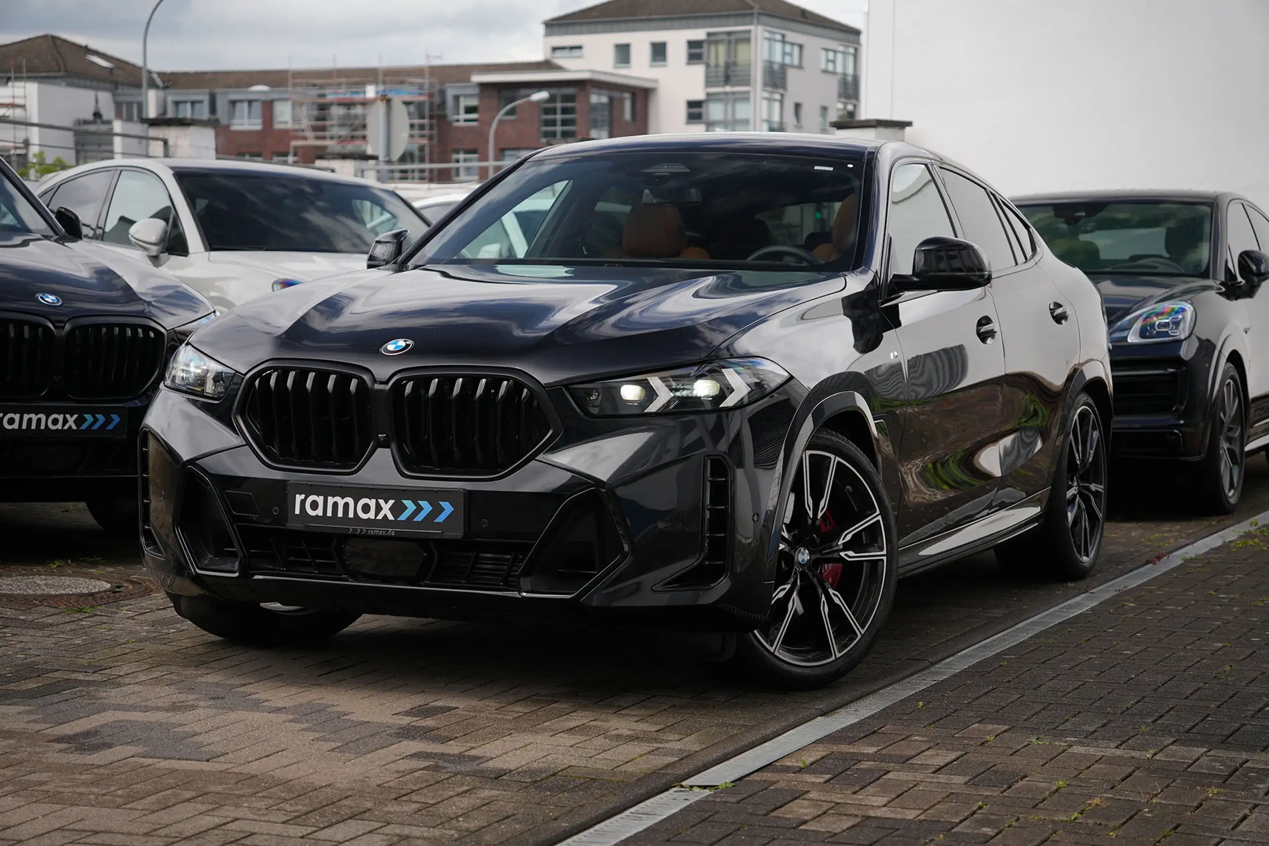 BMW - X6