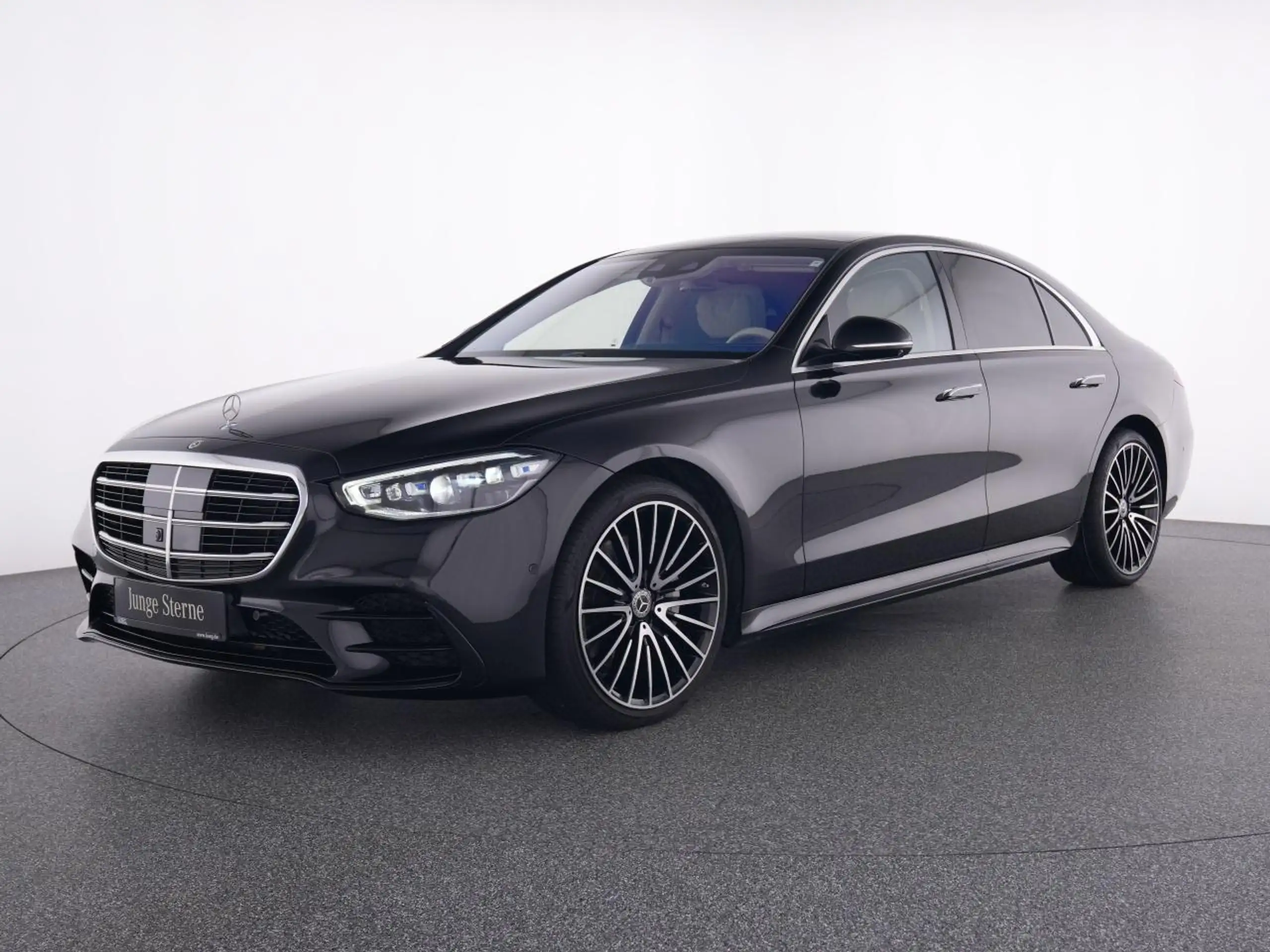 Mercedes-Benz - S 400