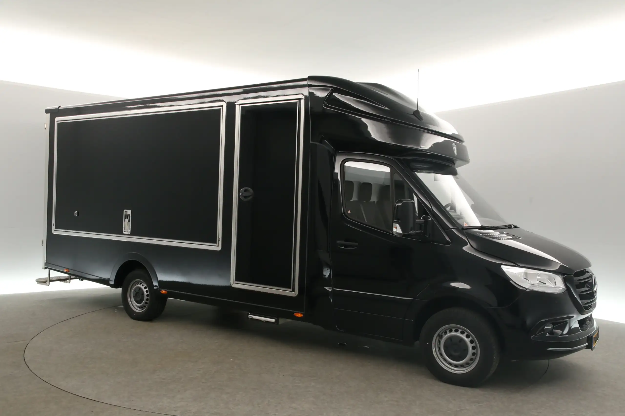 Mercedes-Benz - Sprinter