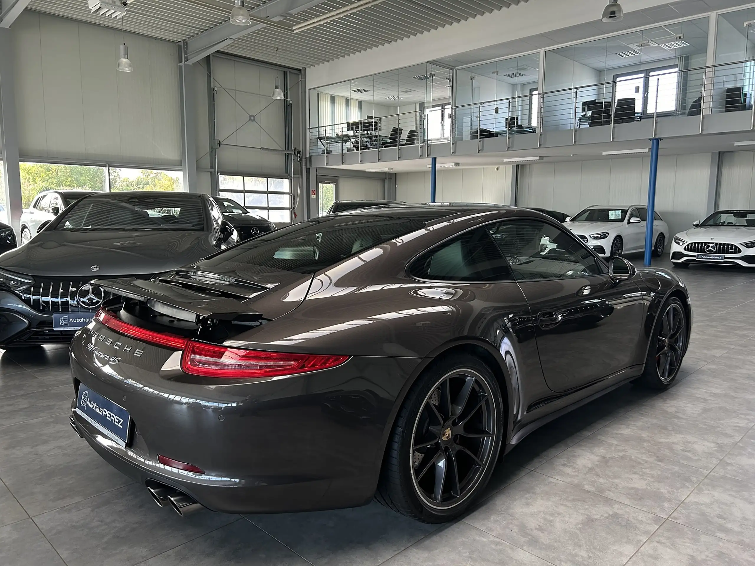 Porsche - 991