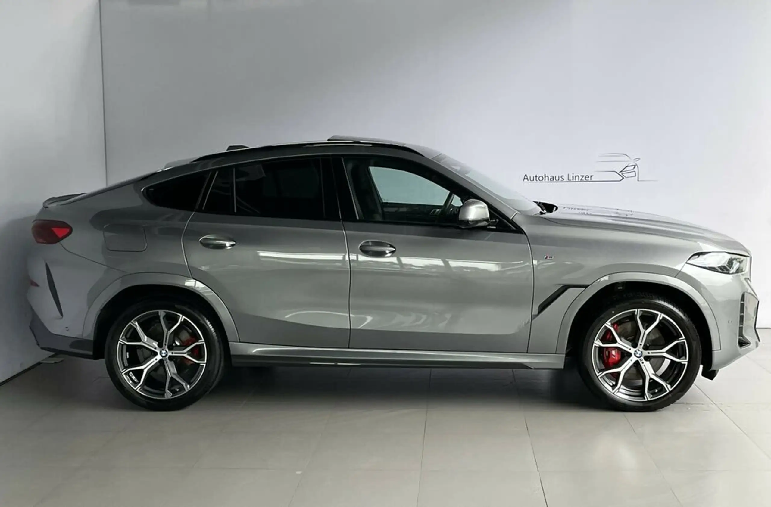 BMW - X6