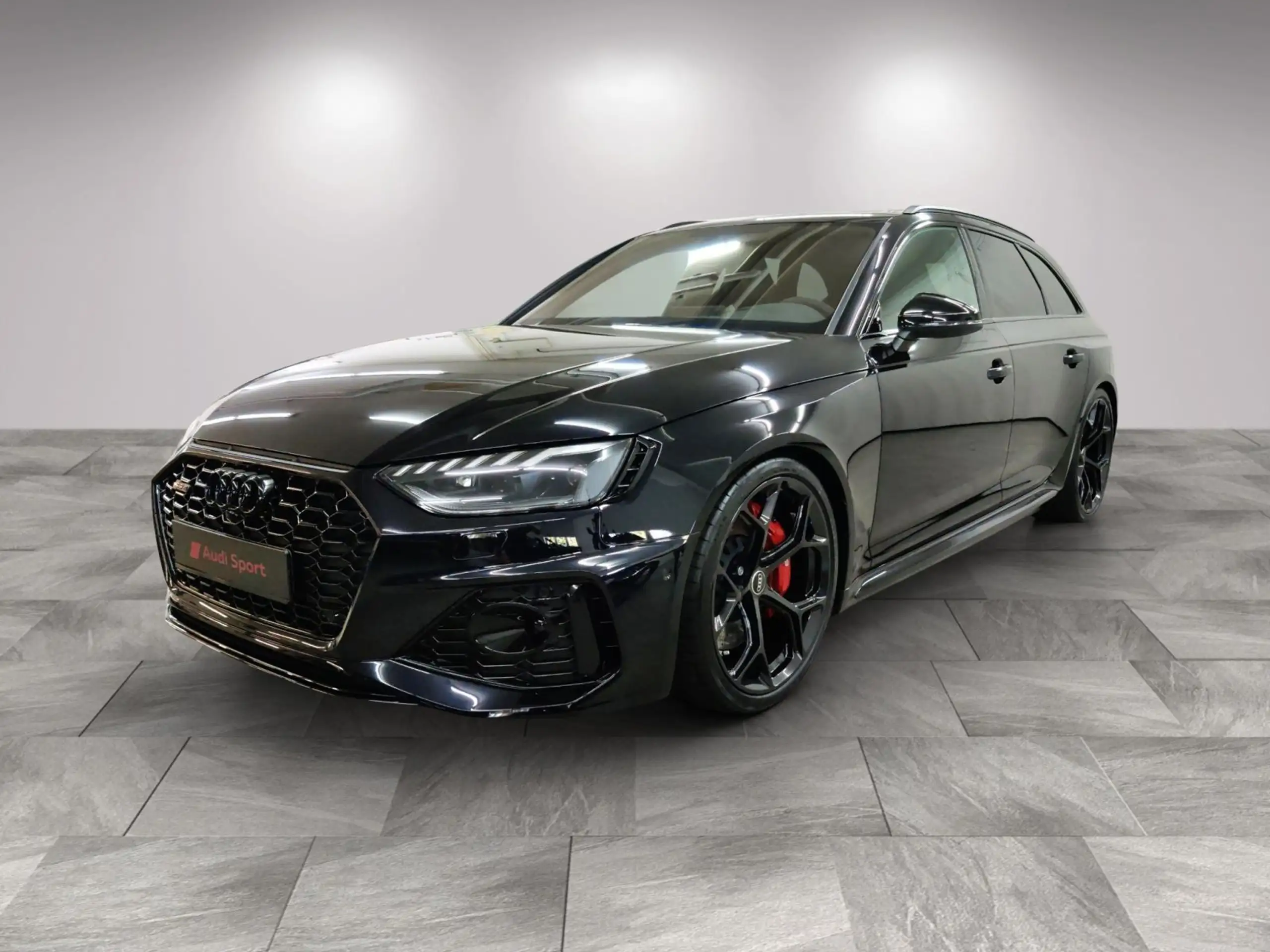 Audi - RS4