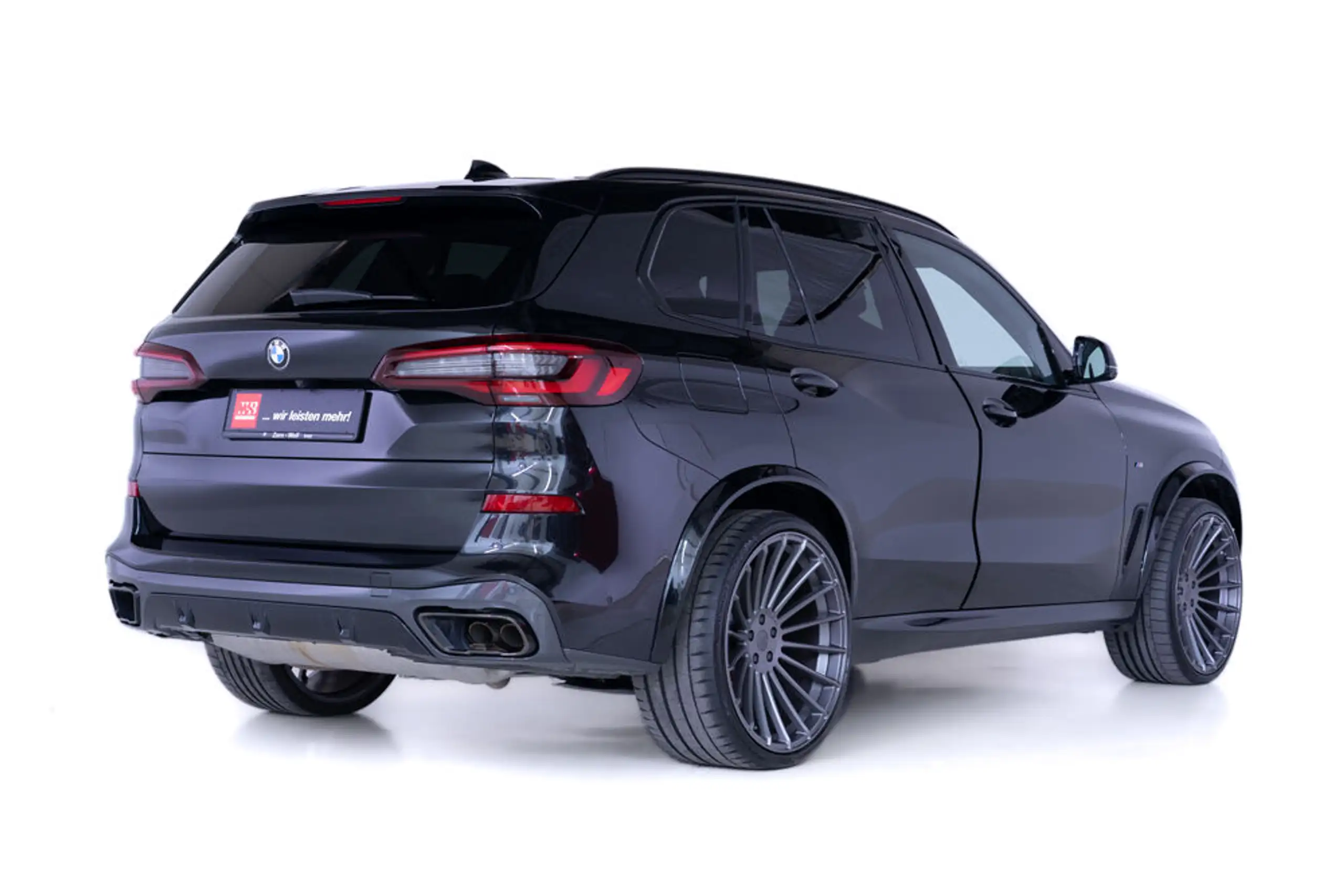 BMW - X5 M