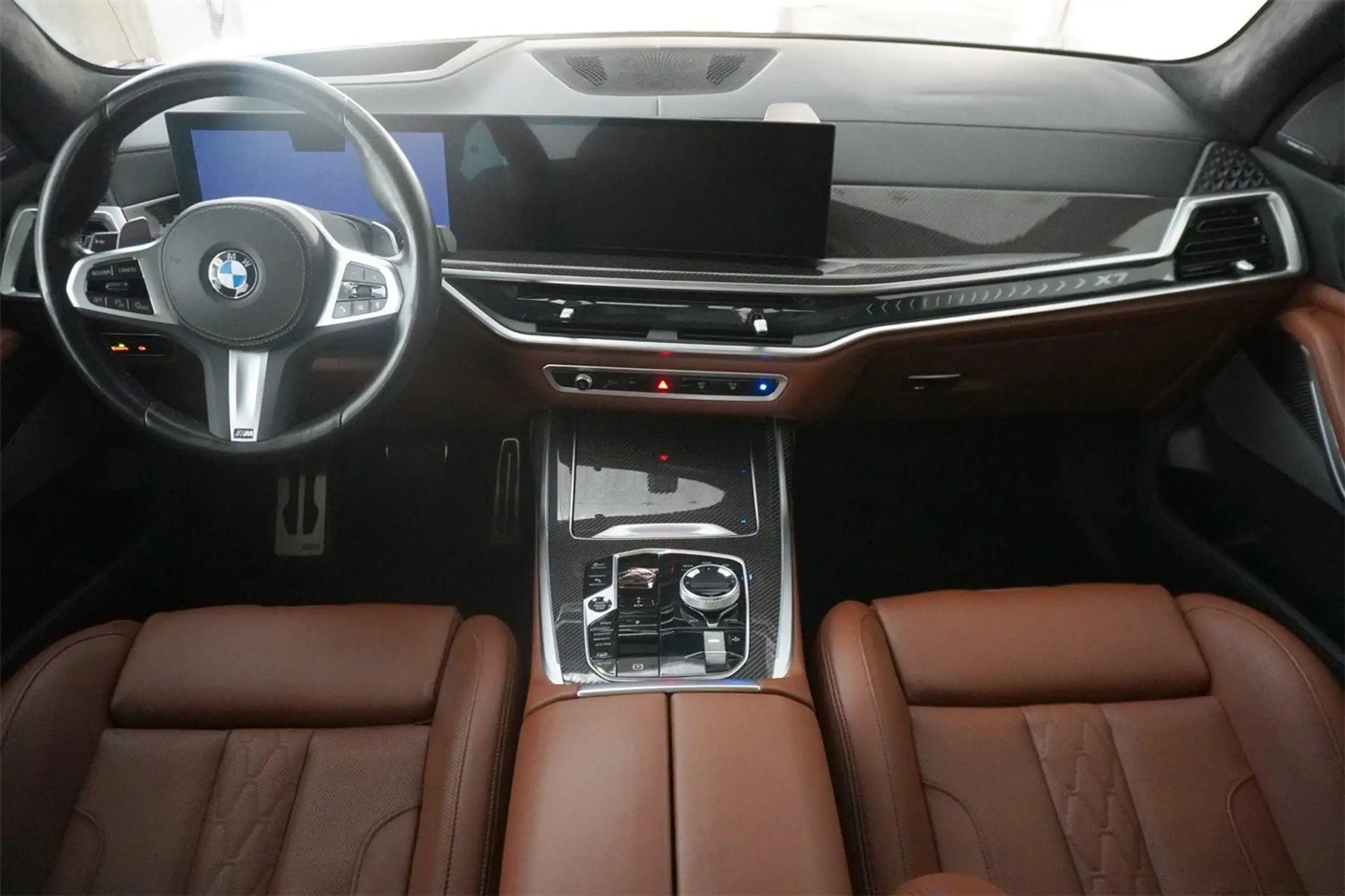 BMW - X7