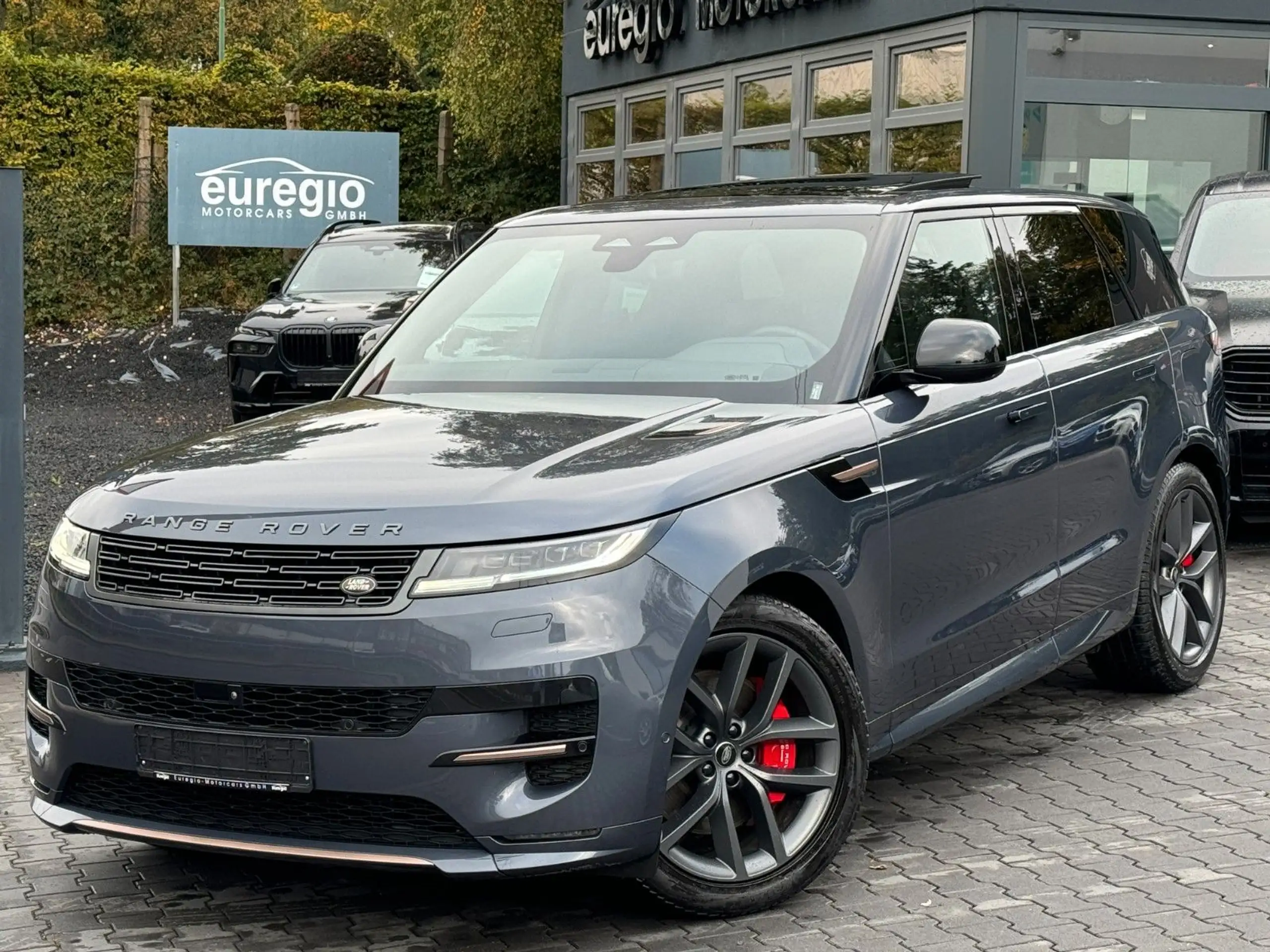 Land Rover - Range Rover Sport