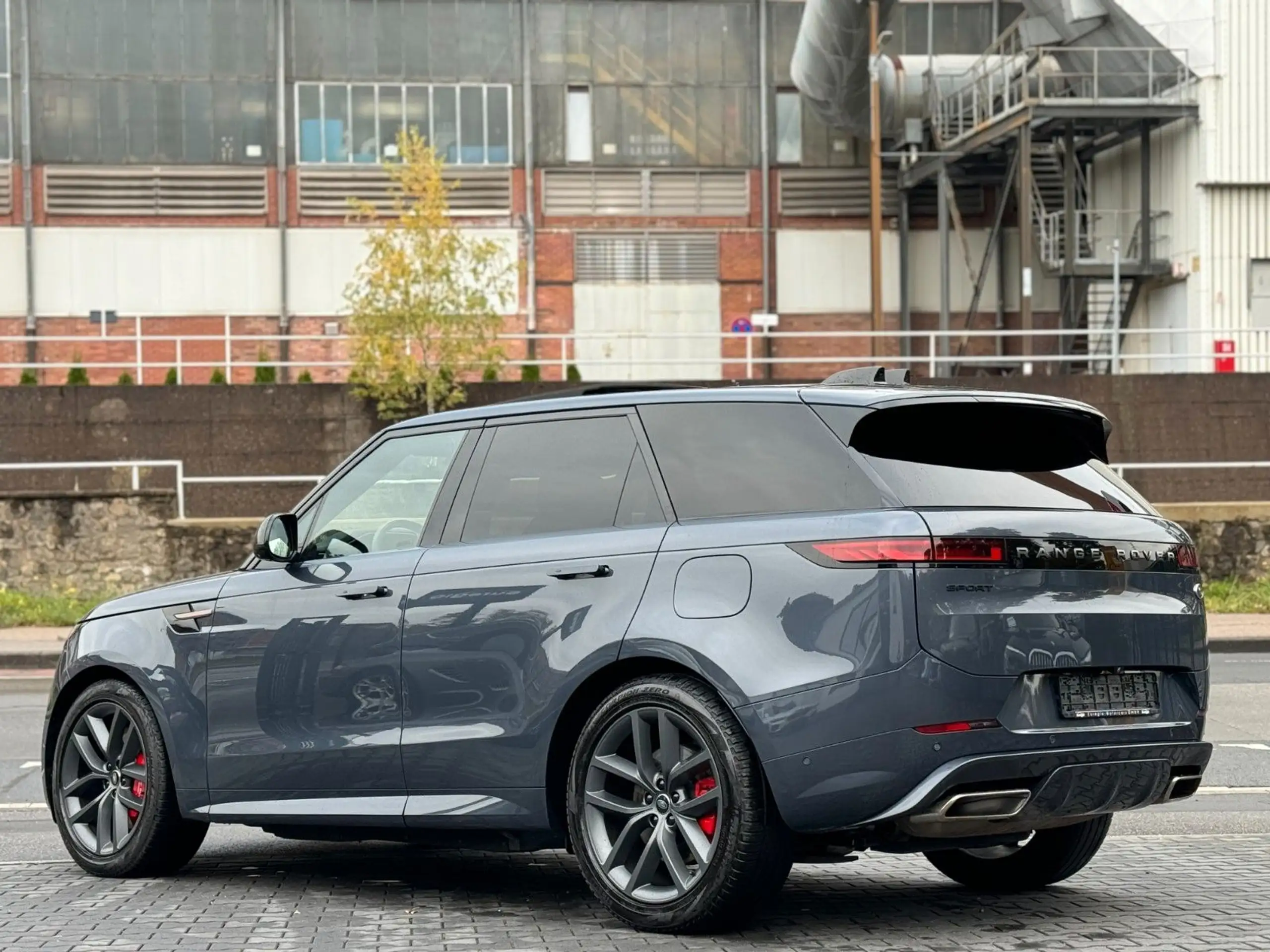 Land Rover - Range Rover Sport