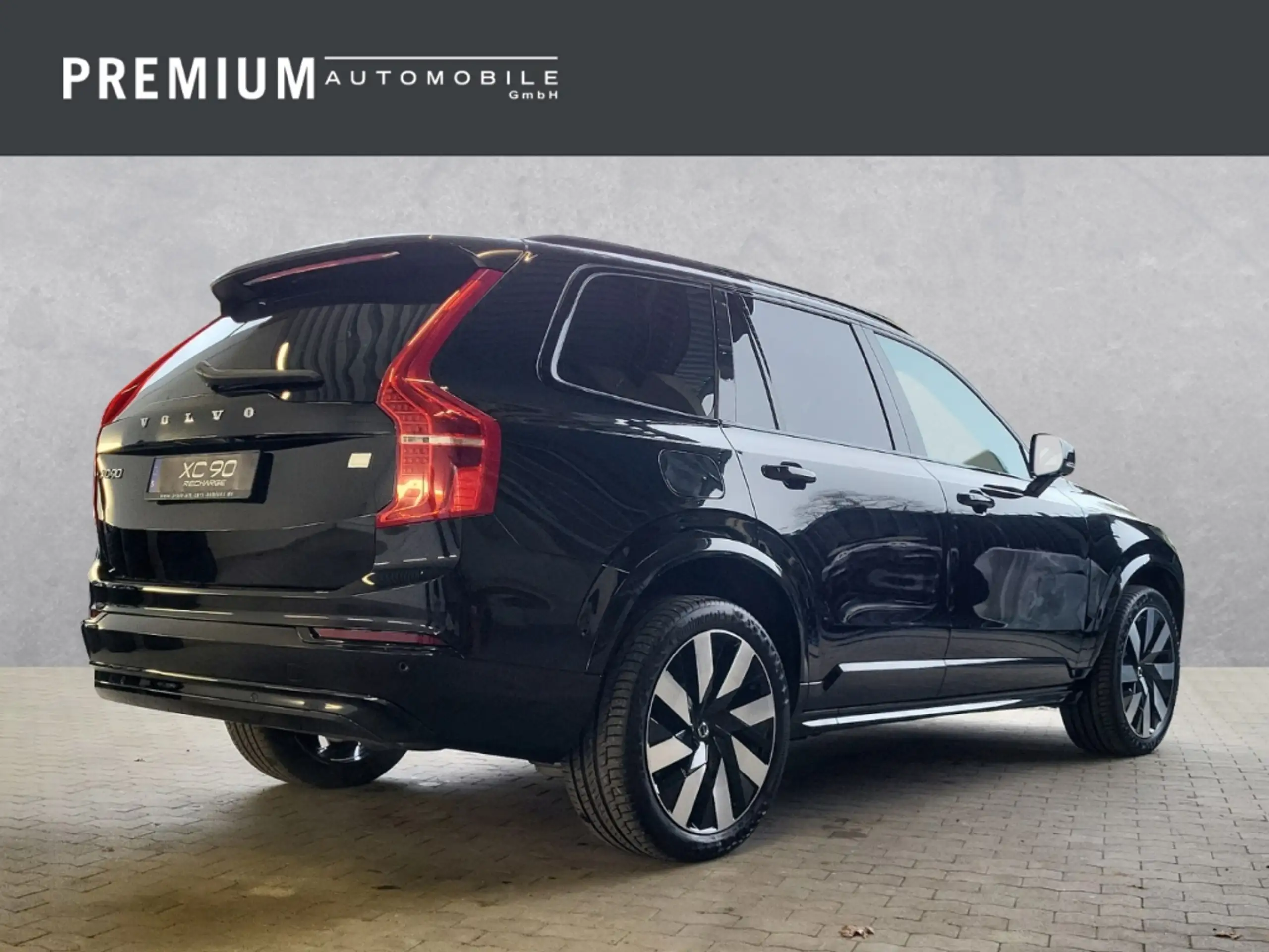 Volvo - XC90