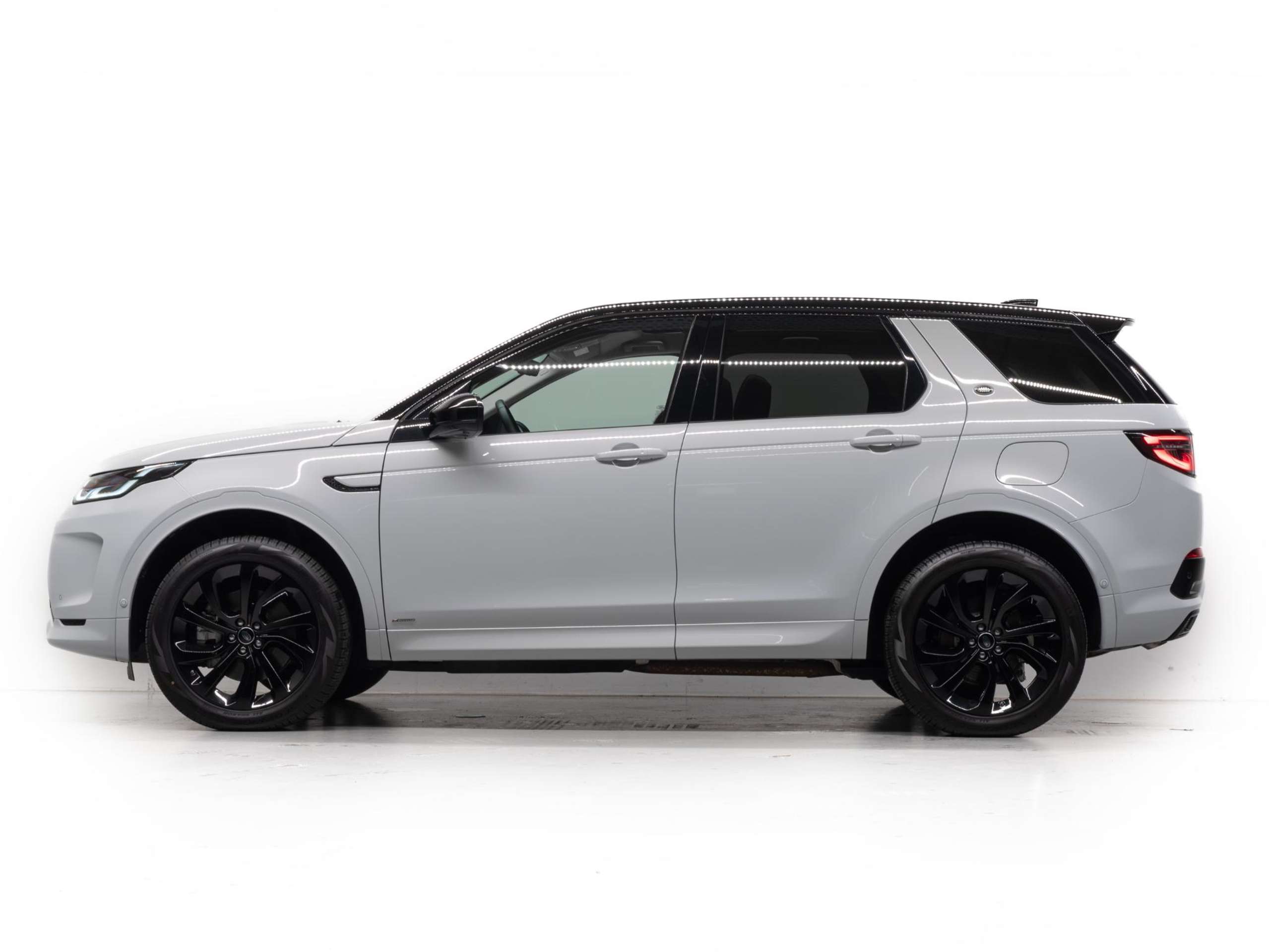 Land Rover - Discovery Sport