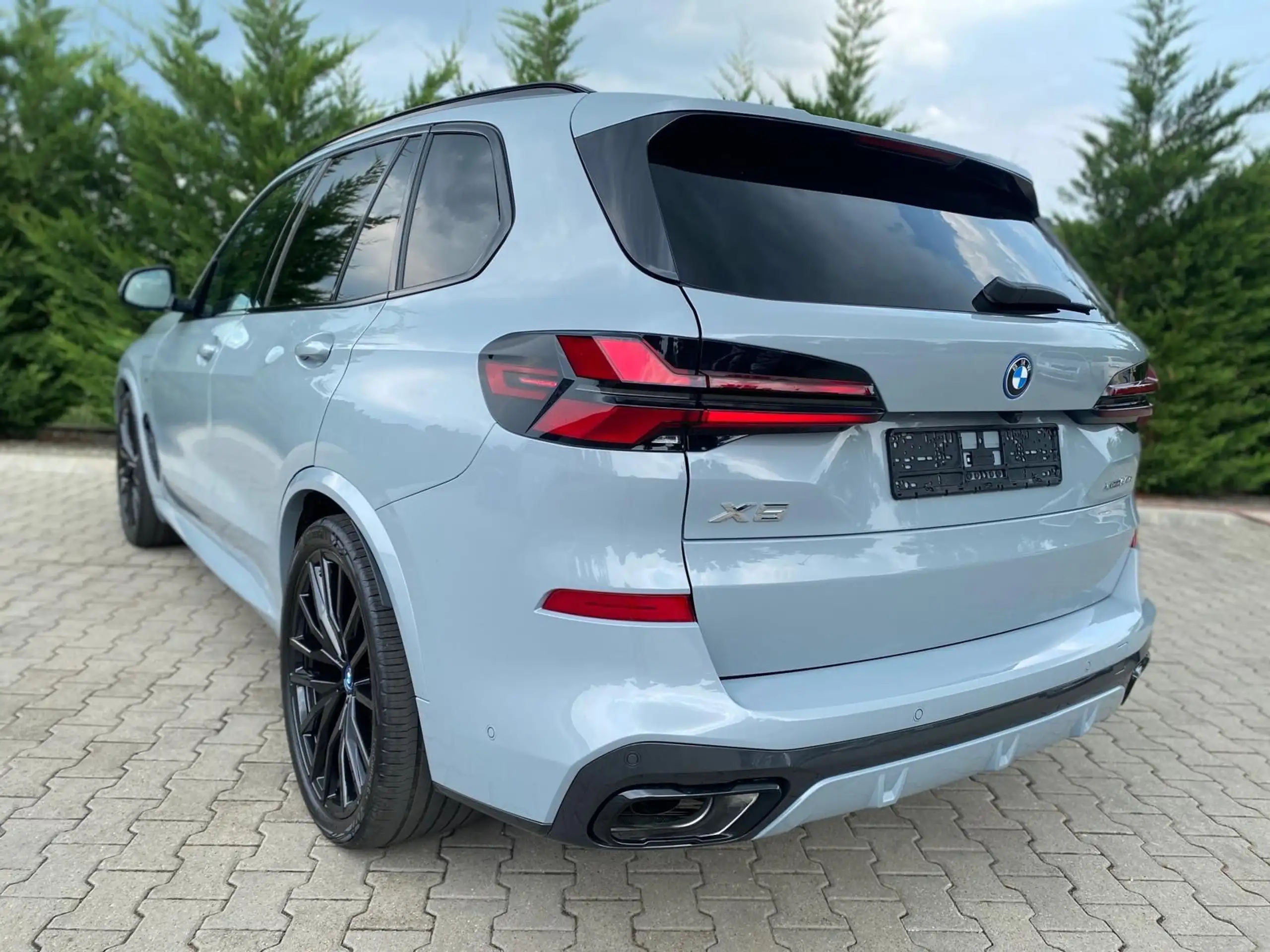 BMW - X5