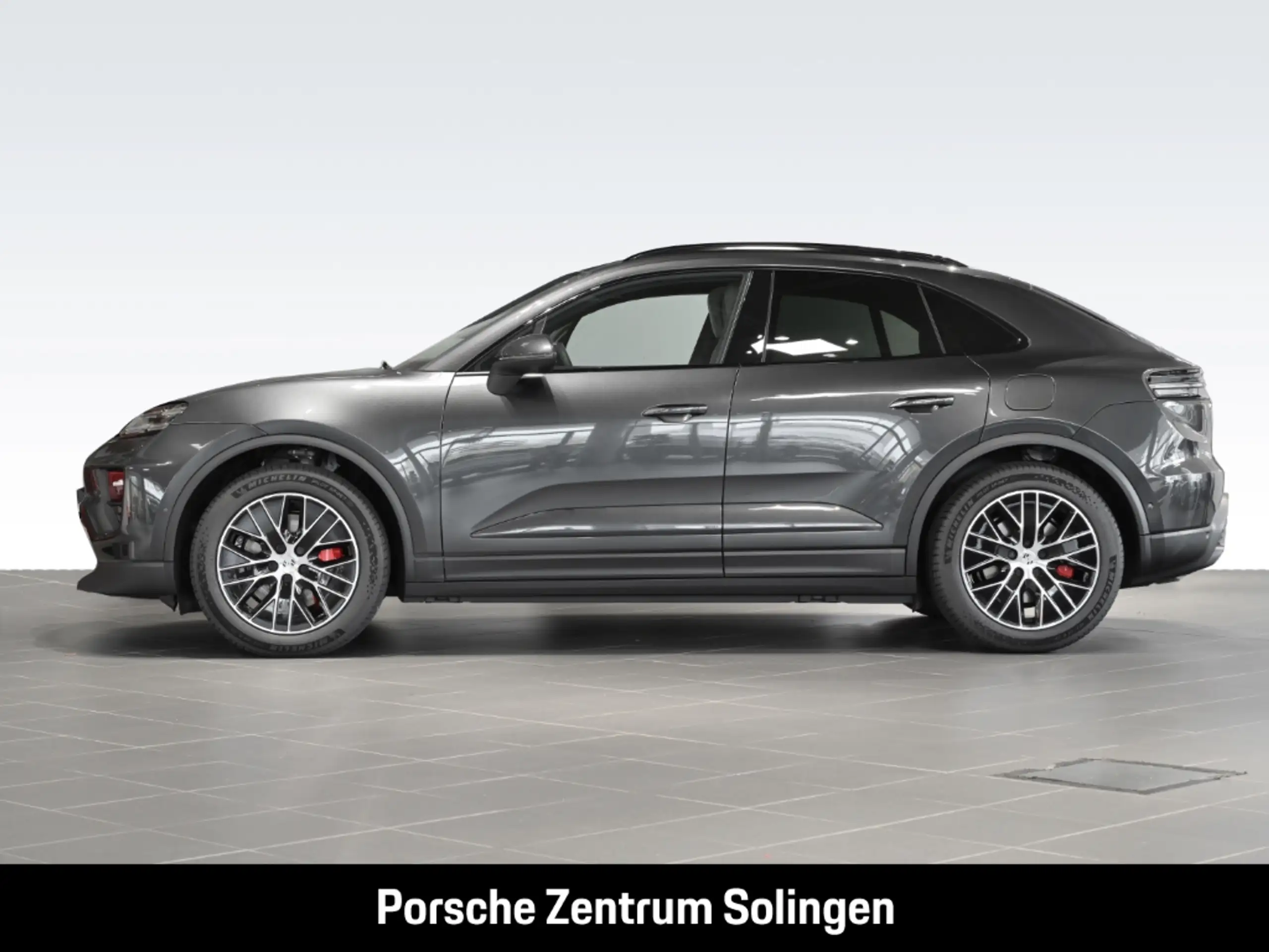 Porsche - Macan