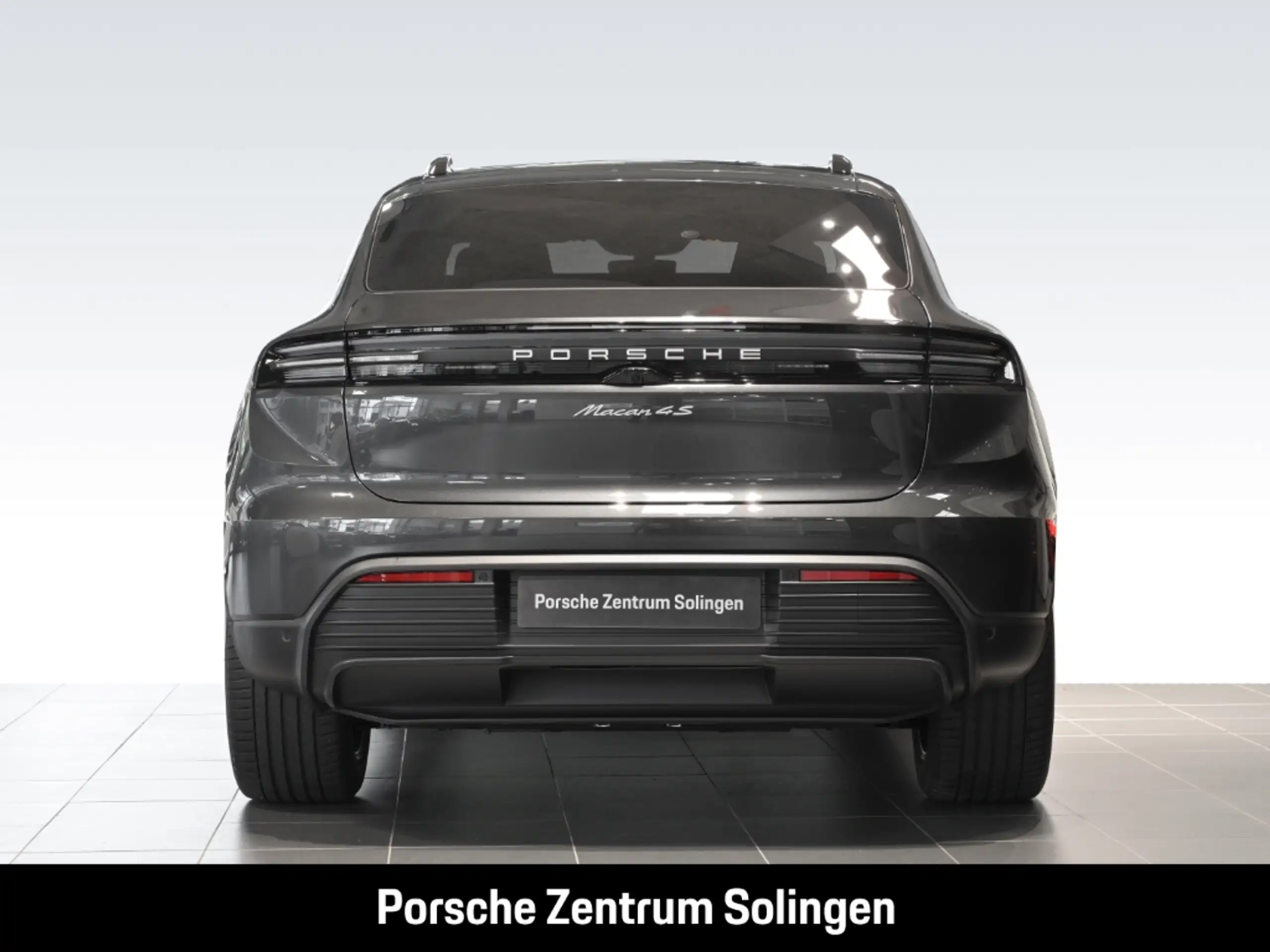 Porsche - Macan